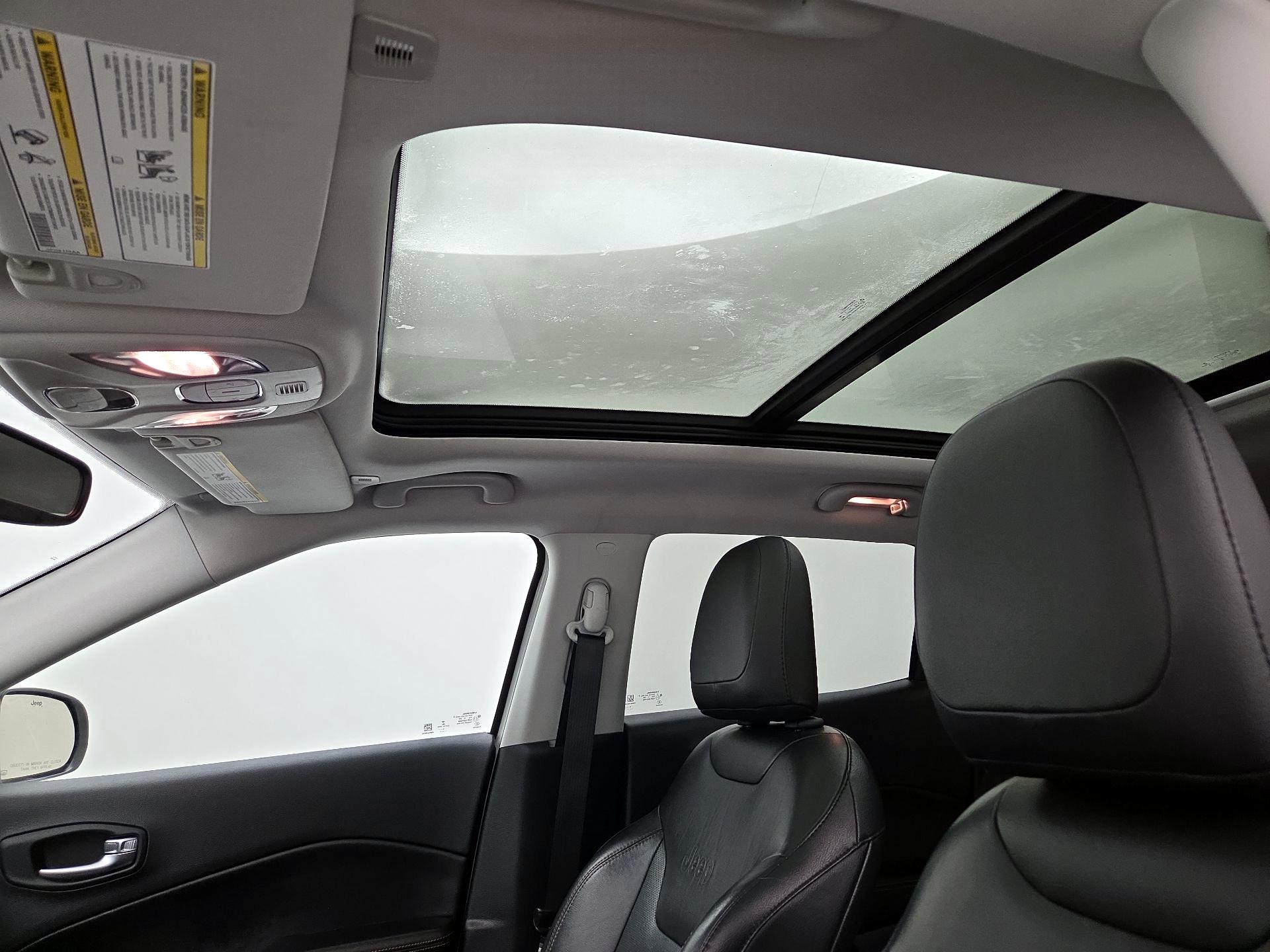 Thumbnail: 2019 Jeep Compass - 19