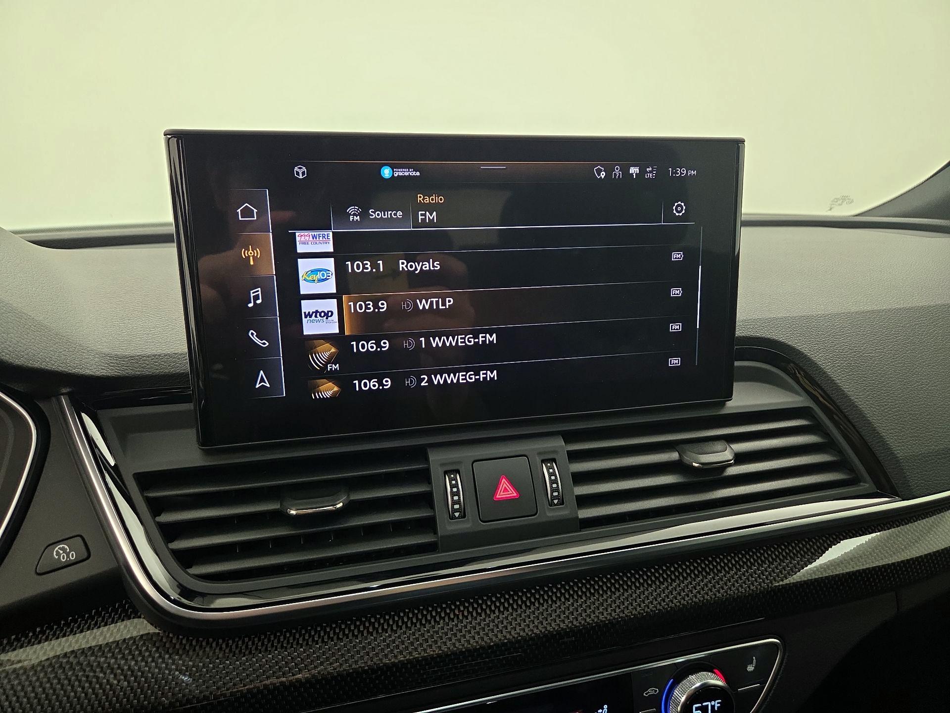 Thumbnail: 2021 Audi SQ5 - 16