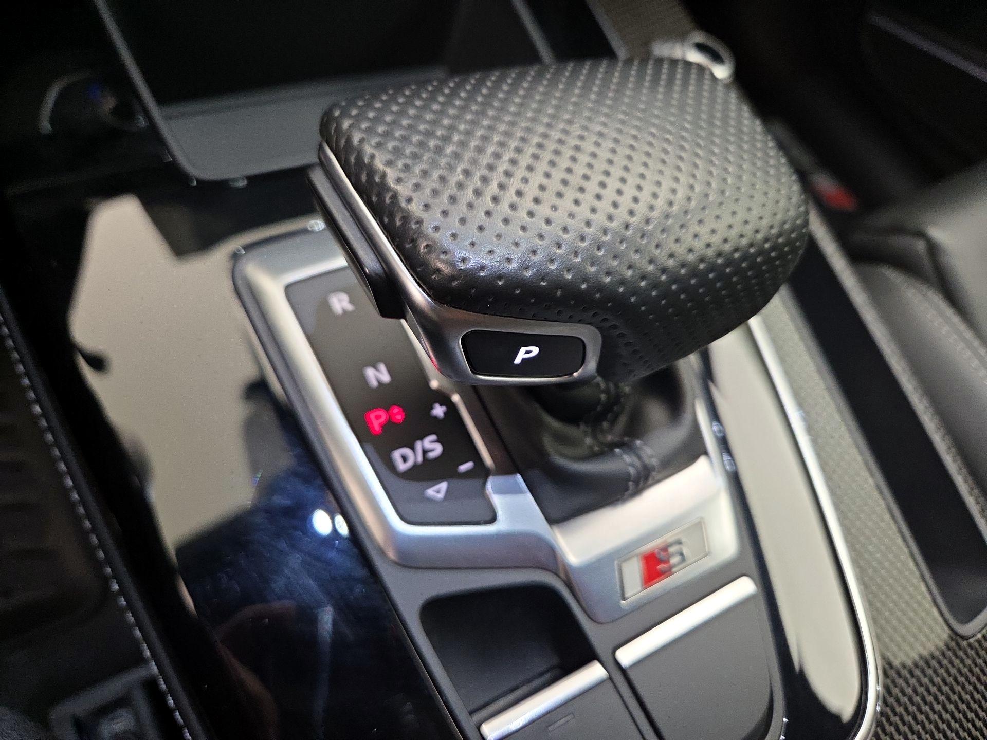 Thumbnail: 2021 Audi SQ5 - 18