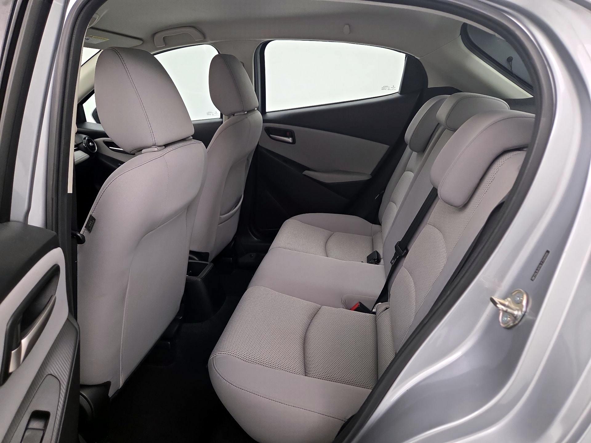 Thumbnail: 2020 Toyota Yaris - 19