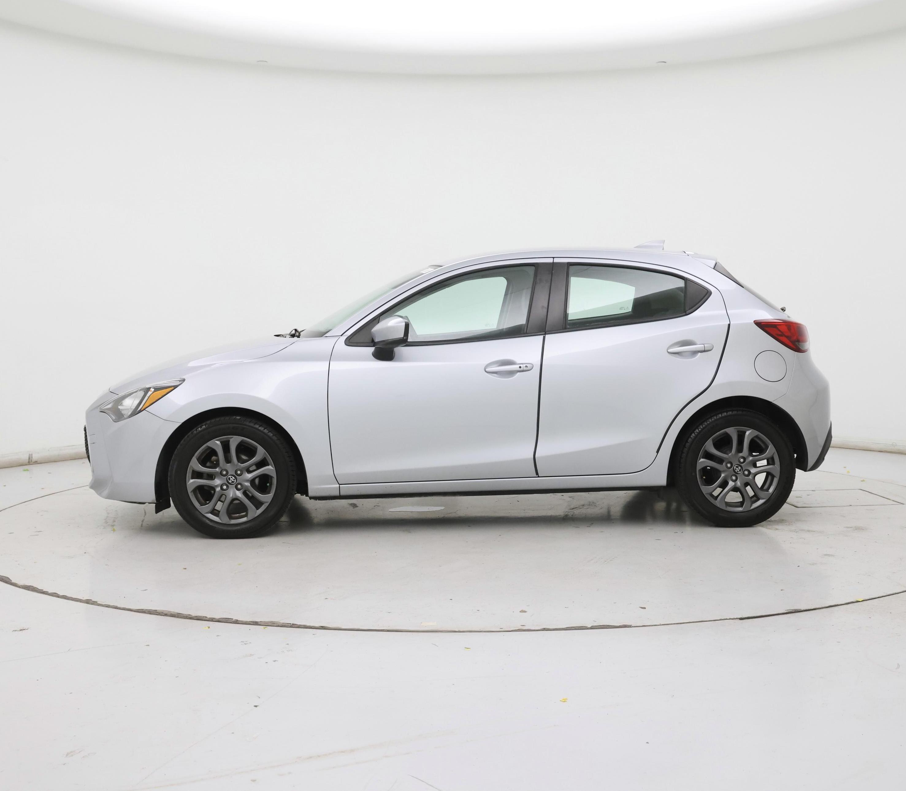 Thumbnail: 2020 Toyota Yaris - 3