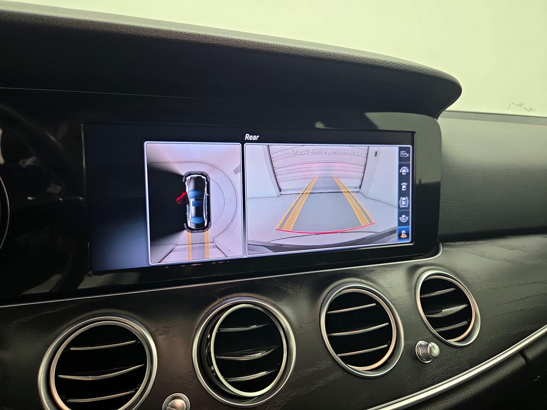 Thumbnail: 2018 Mercedes-Benz E-Class - 15