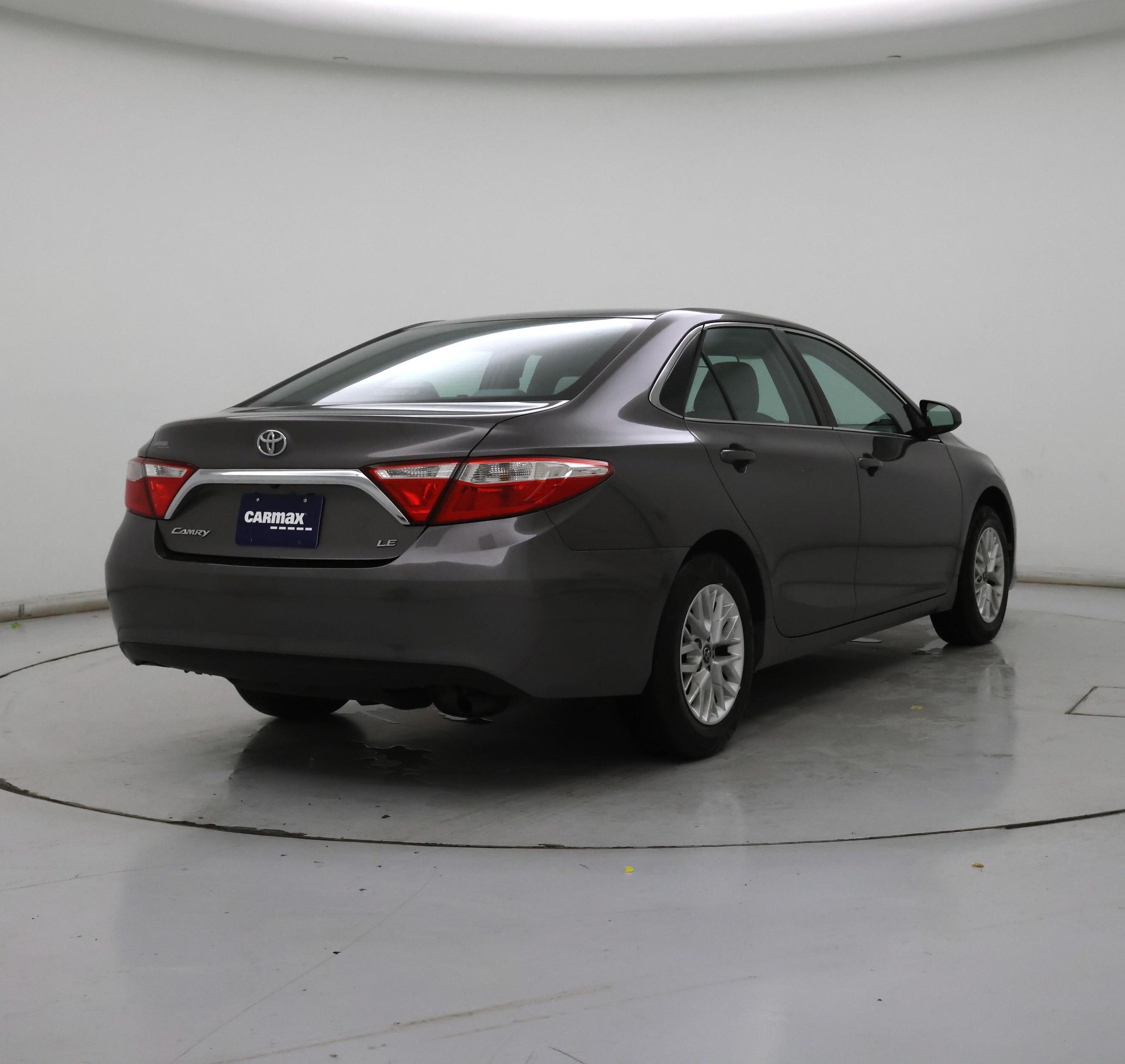 Thumbnail: 2016 Toyota Camry - 8