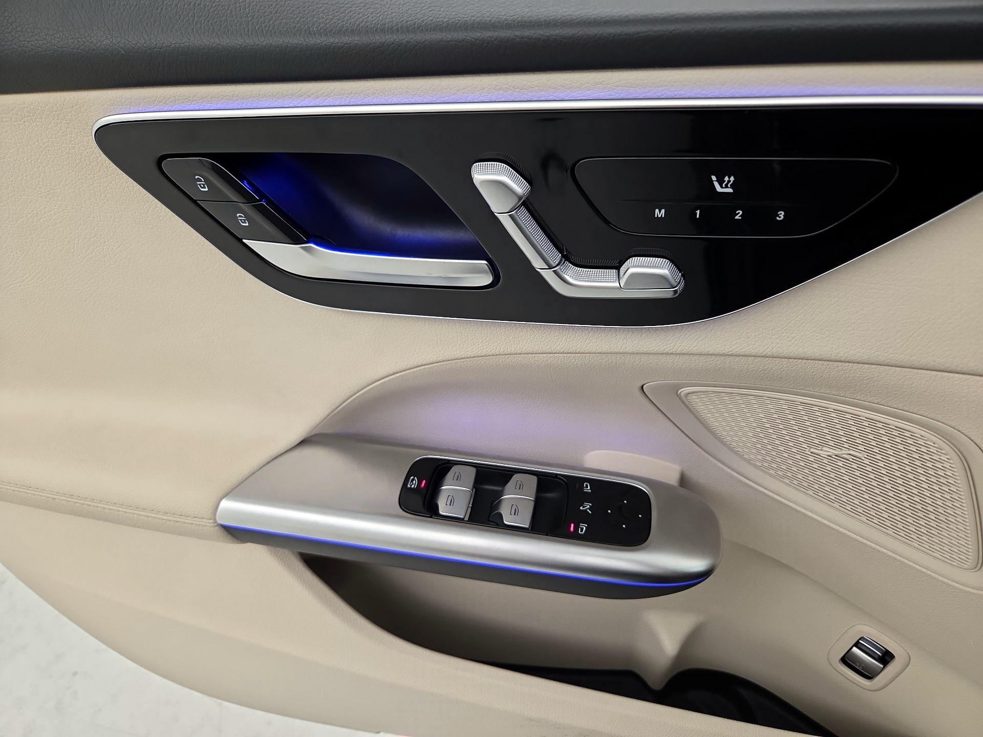 Thumbnail: 2022 Mercedes-Benz C-Class - 12