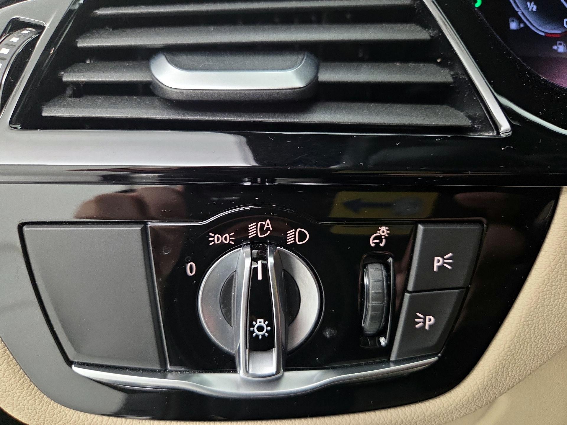 Thumbnail: 2022 BMW 5 Series - 13