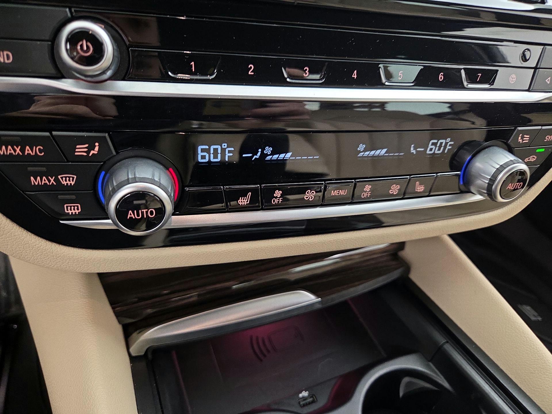 Thumbnail: 2022 BMW 5 Series - 17