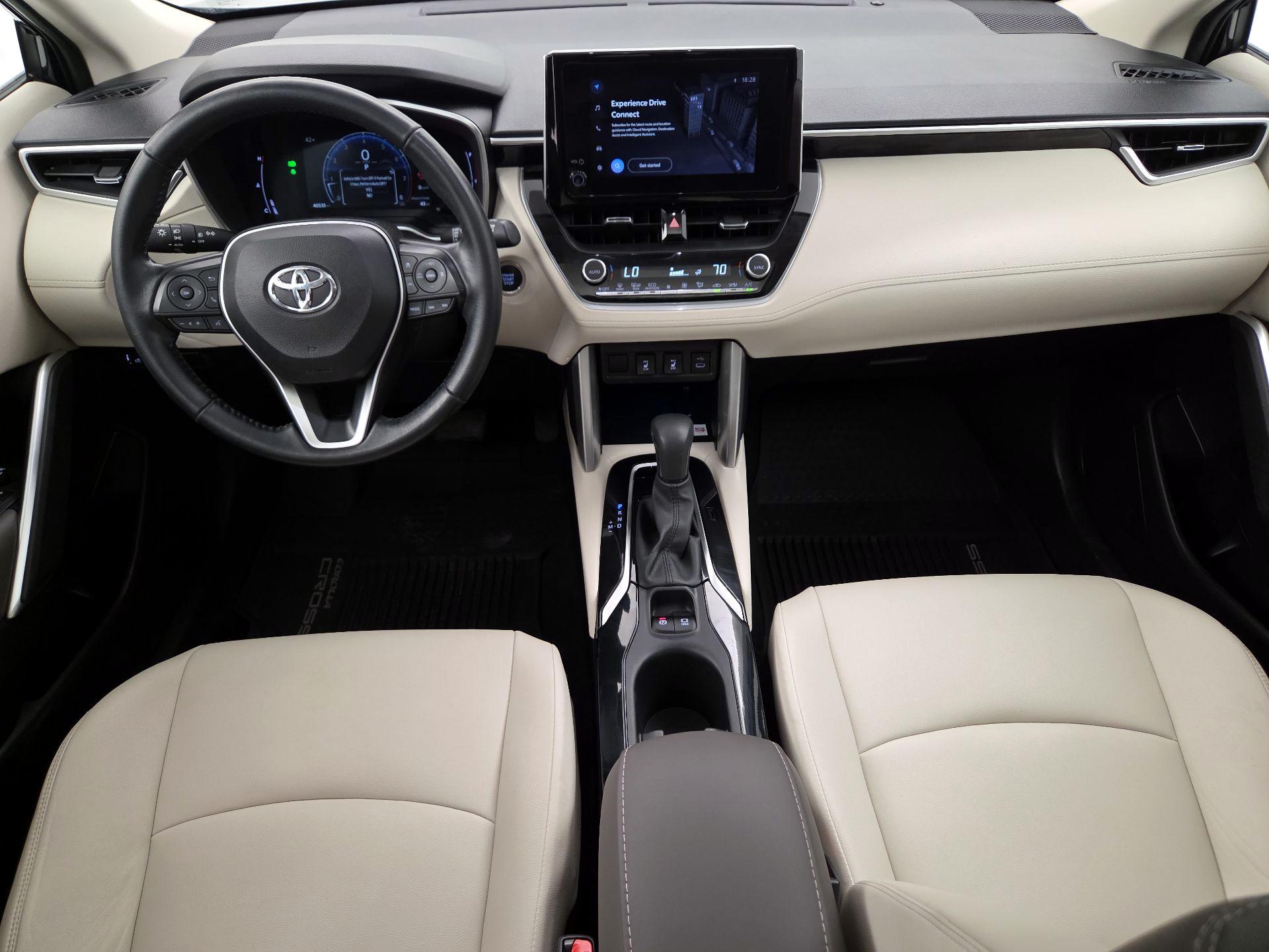 Thumbnail: 2023 Toyota Corolla Cross - 9