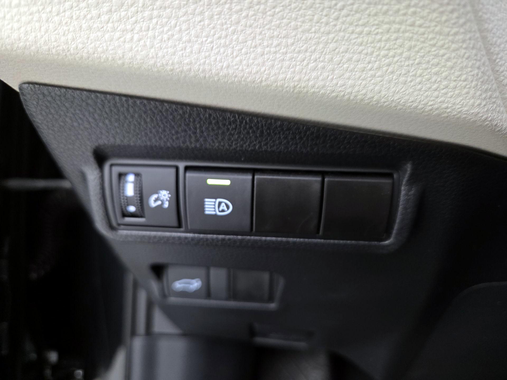 Thumbnail: 2023 Toyota Corolla Cross - 13