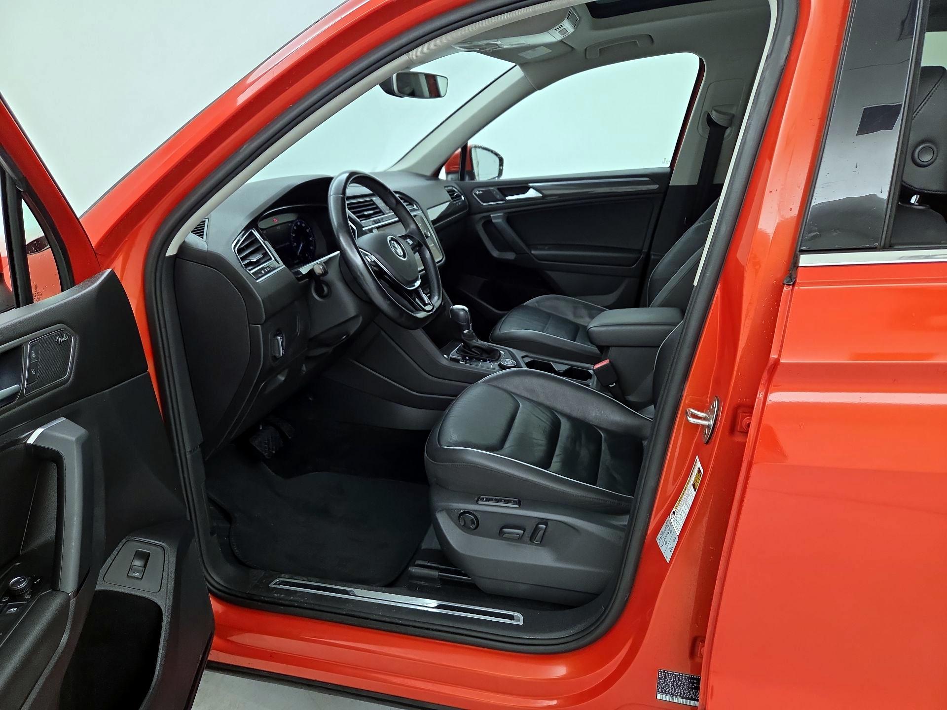 Thumbnail: 2019 Volkswagen Tiguan - 9