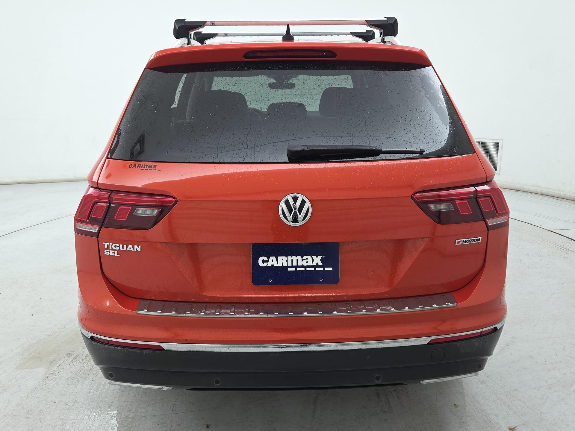 Thumbnail: 2019 Volkswagen Tiguan - 6