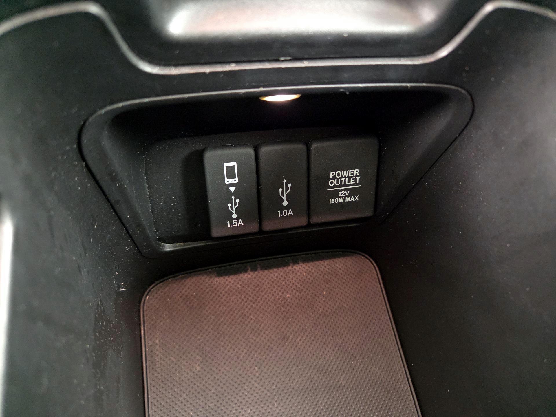 Thumbnail: 2017 Honda CR-V - 18