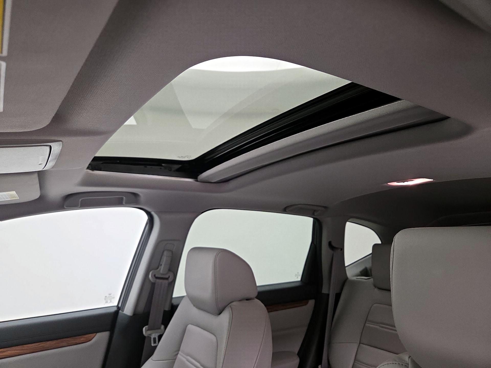 Thumbnail: 2017 Honda CR-V - 19