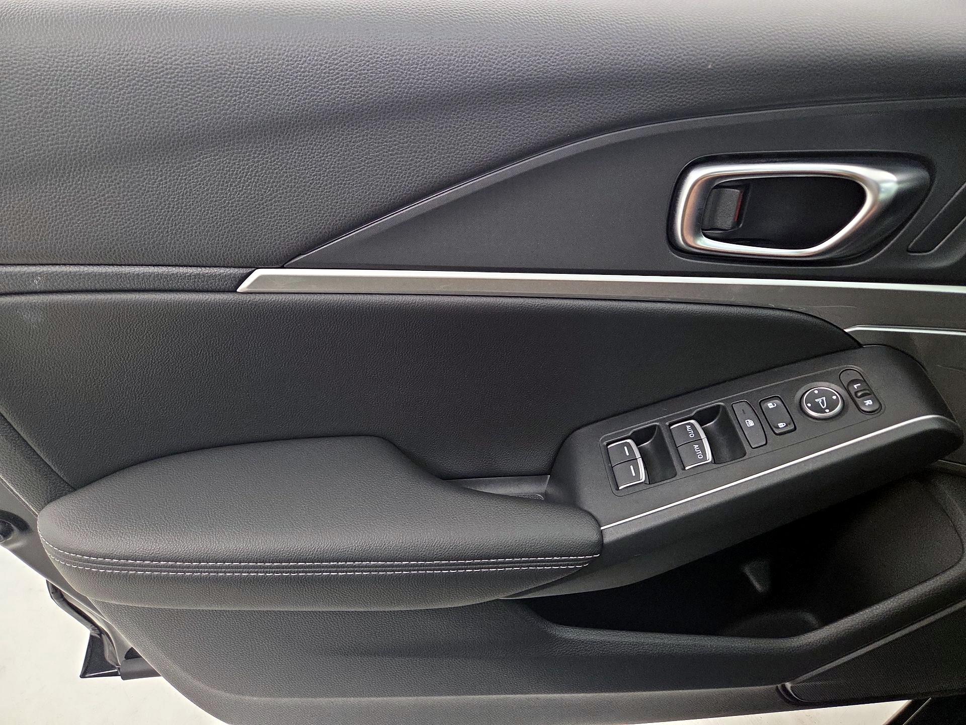 Thumbnail: 2023 Acura Integra - 12