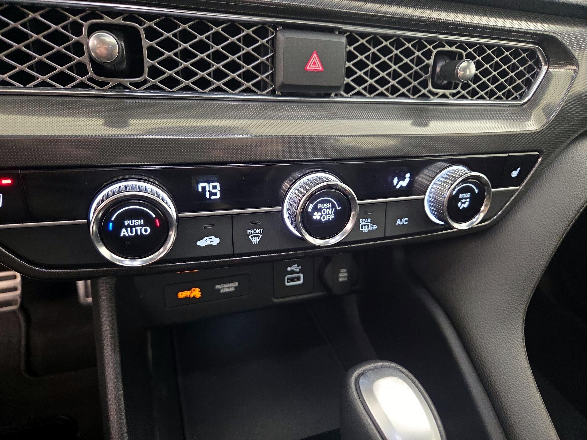 Thumbnail: 2023 Acura Integra - 16