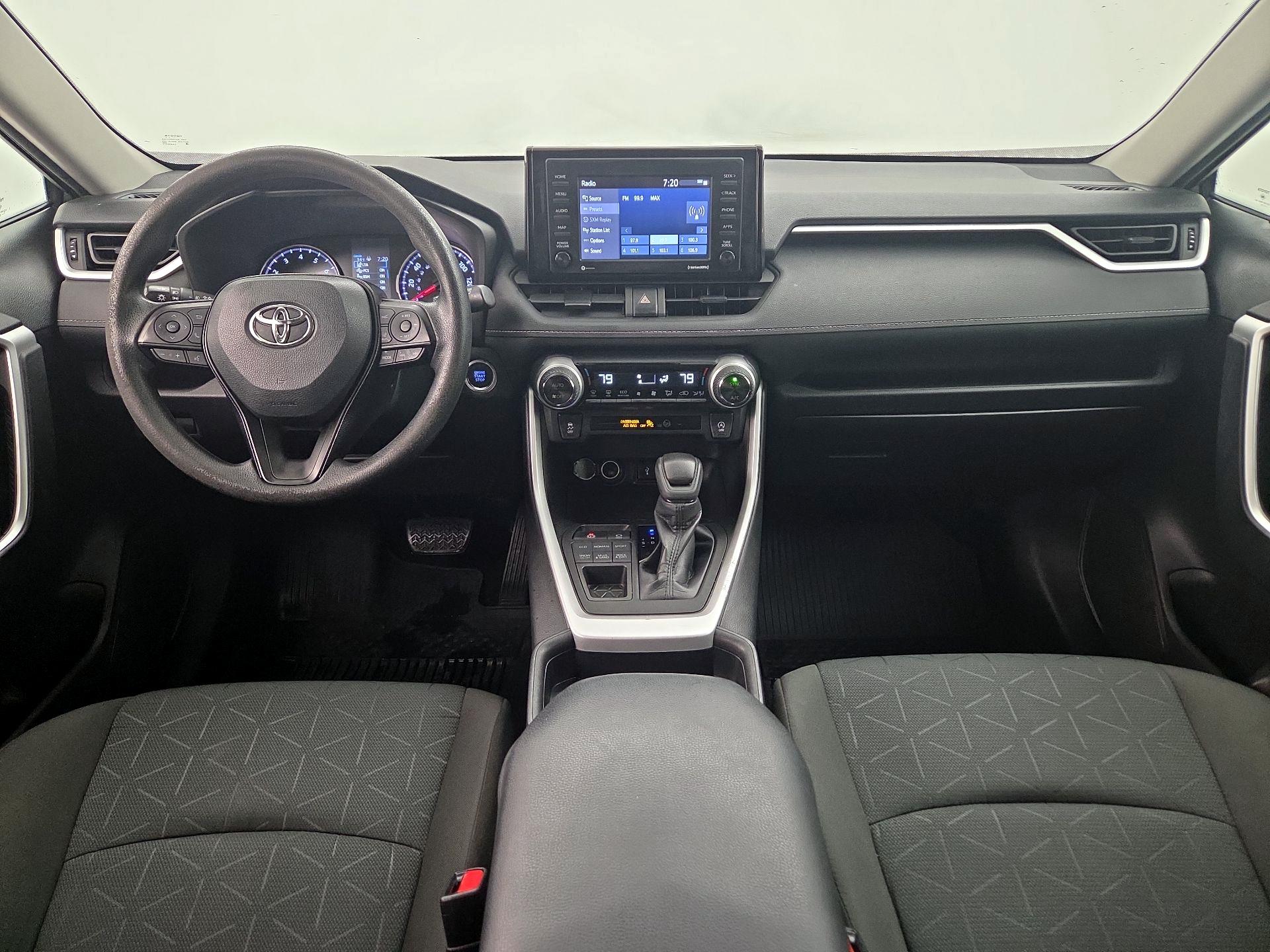 Thumbnail: 2021 Toyota RAV4 - 9