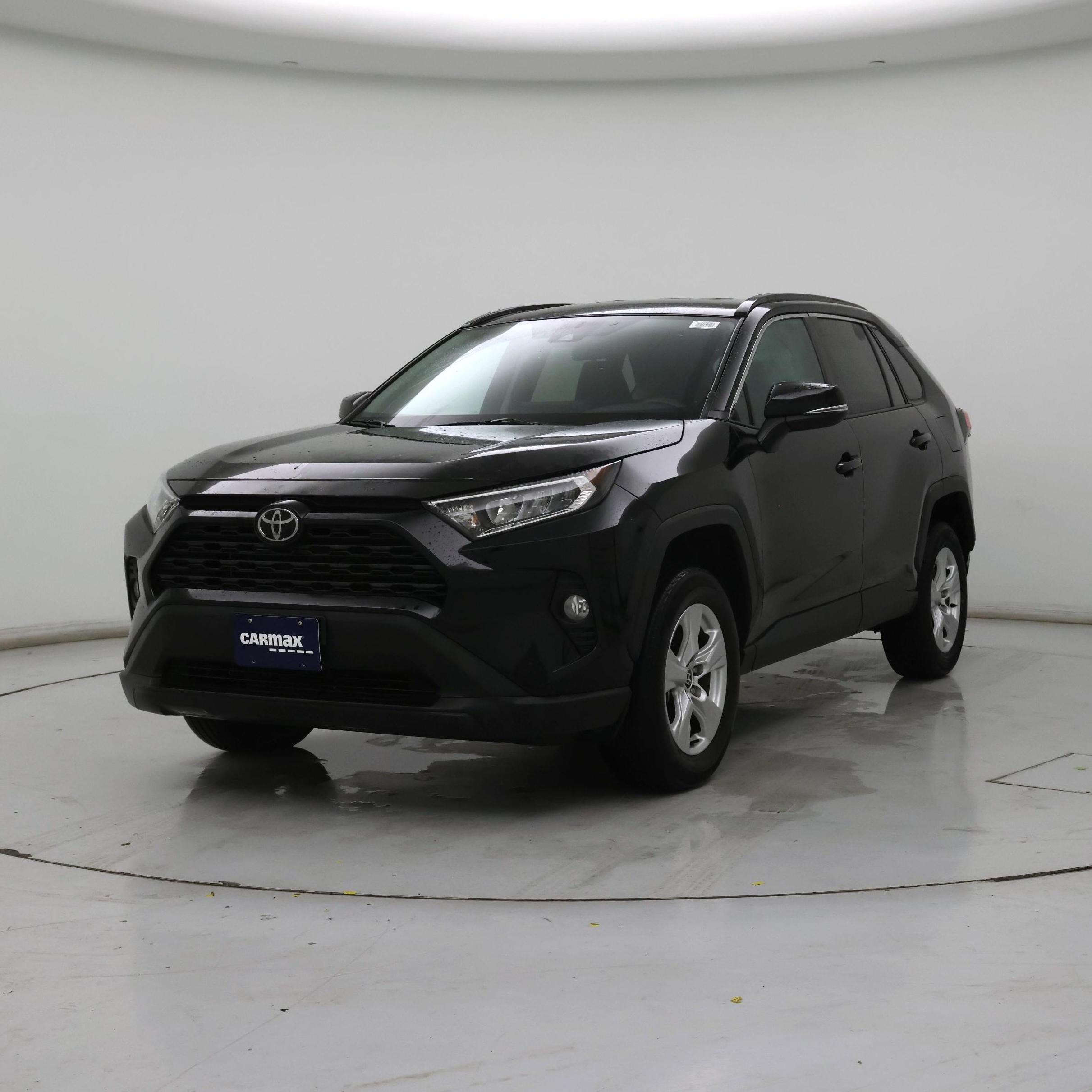 Thumbnail: 2021 Toyota RAV4 - 4