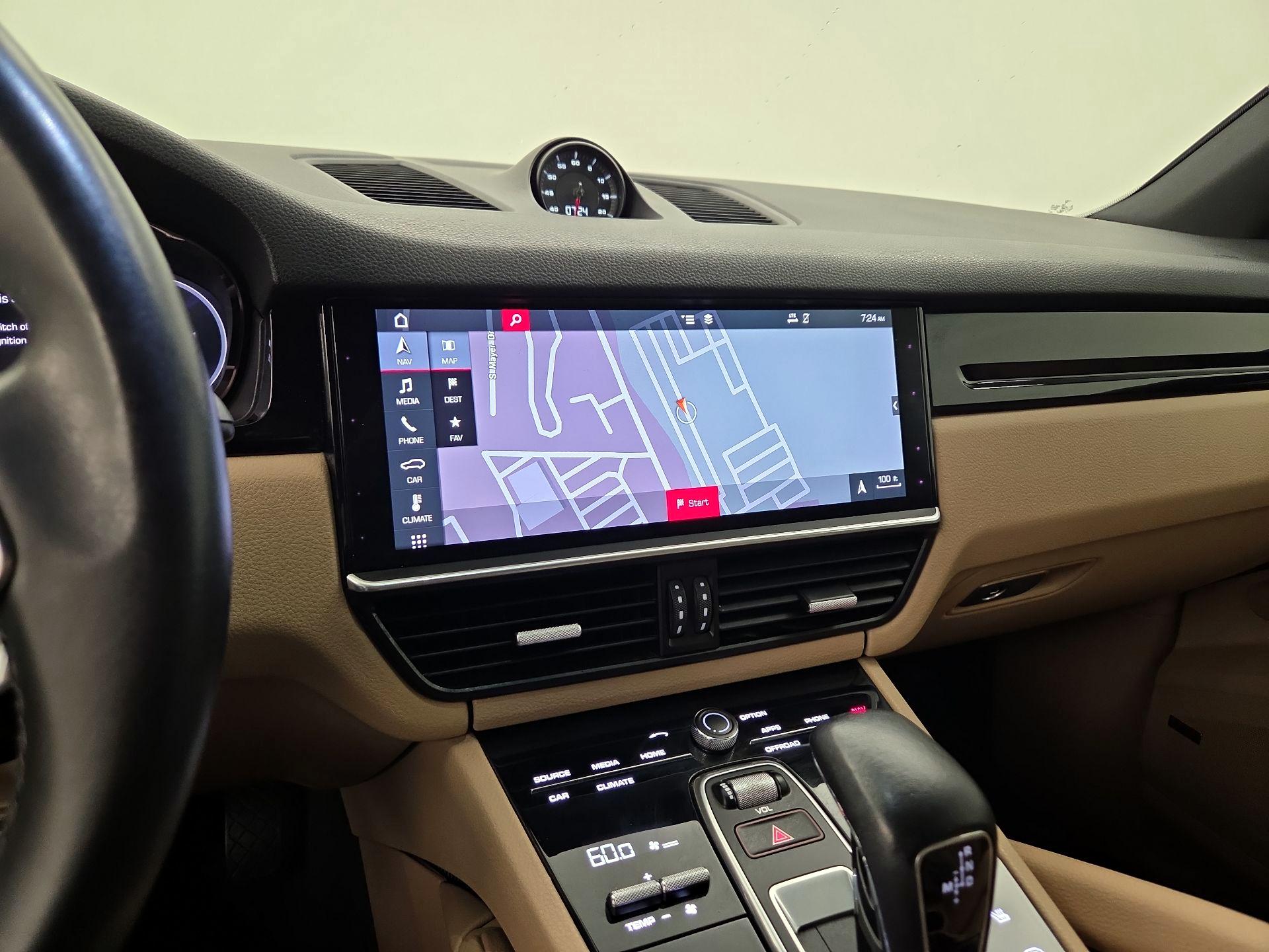 Thumbnail: 2019 Porsche Cayenne - 14