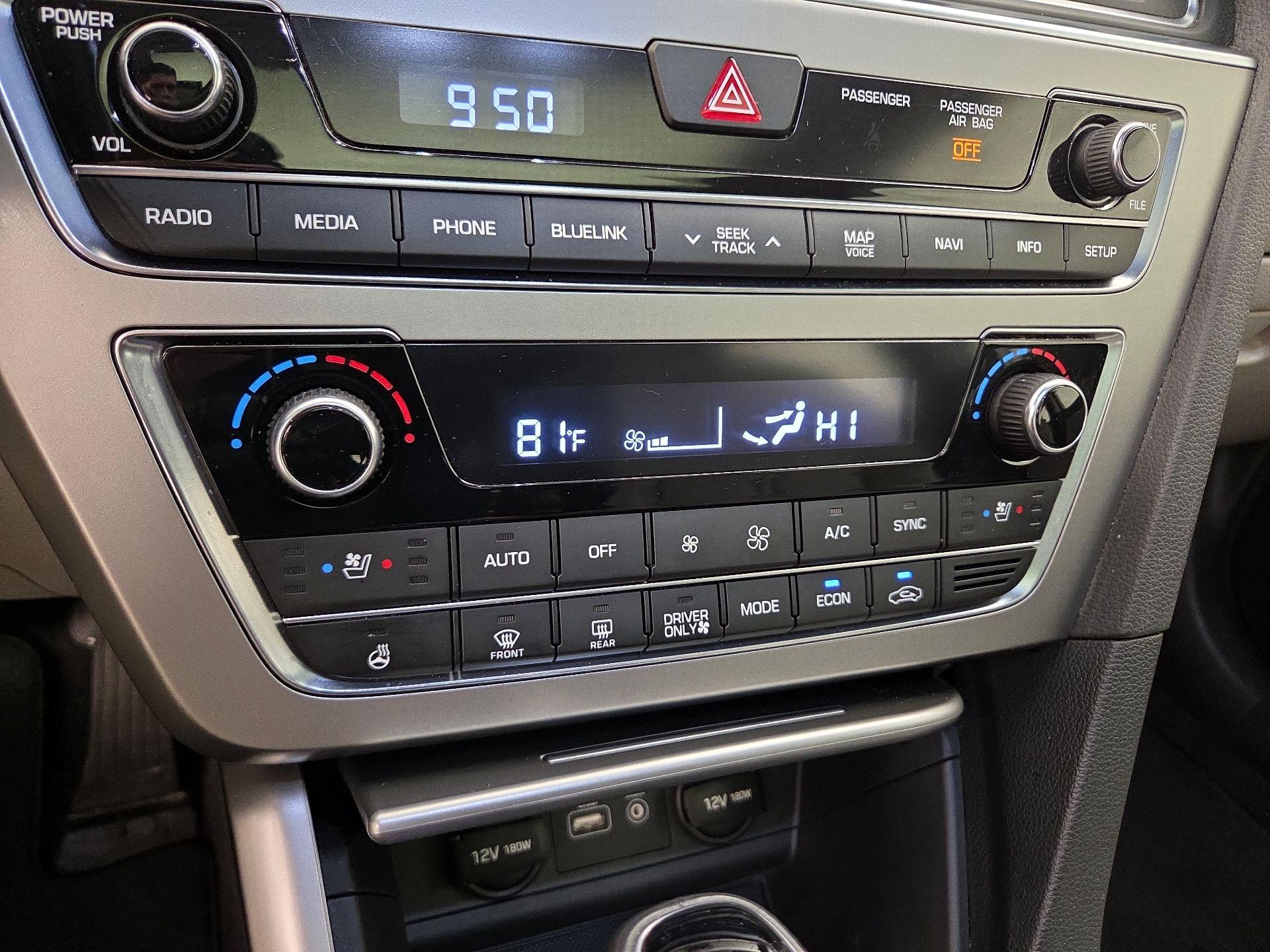 Thumbnail: 2016 Hyundai Sonata - 17