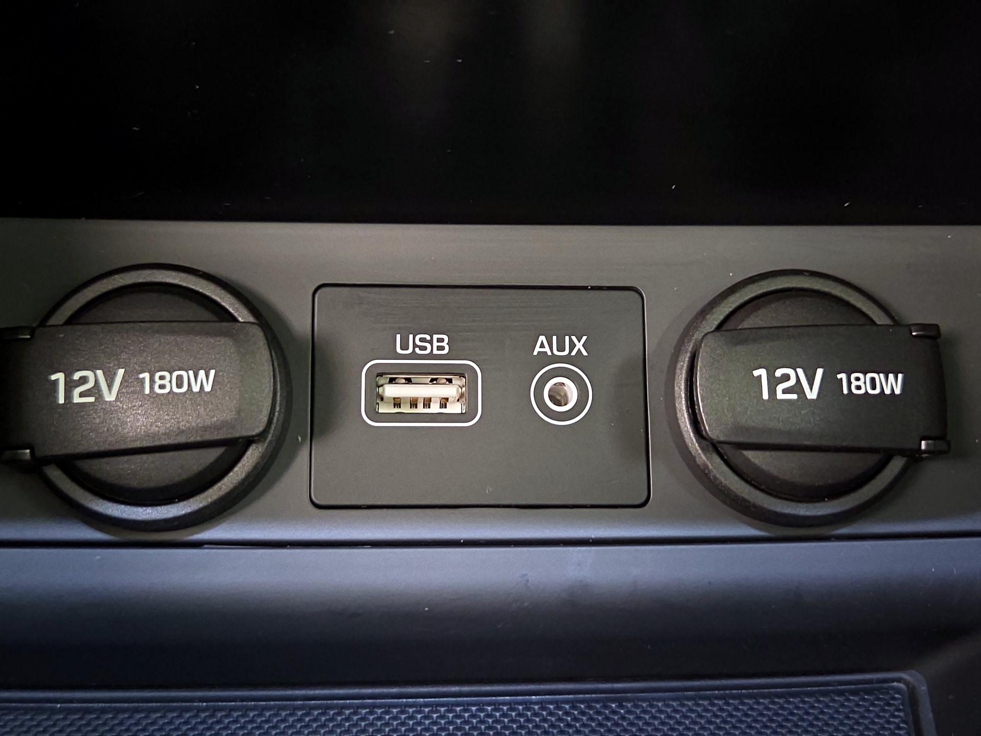 Thumbnail: 2016 Hyundai Sonata - 19