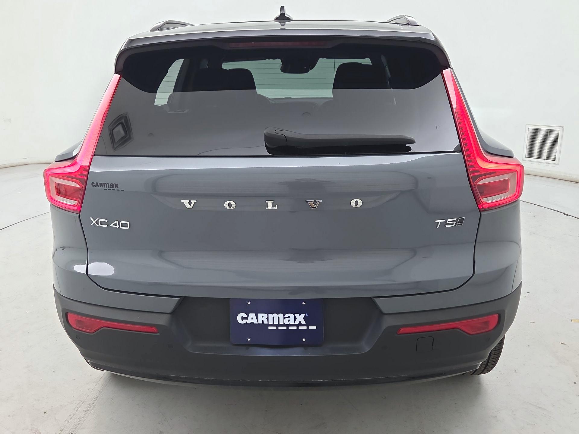 Thumbnail: 2021 Volvo XC40 - 6