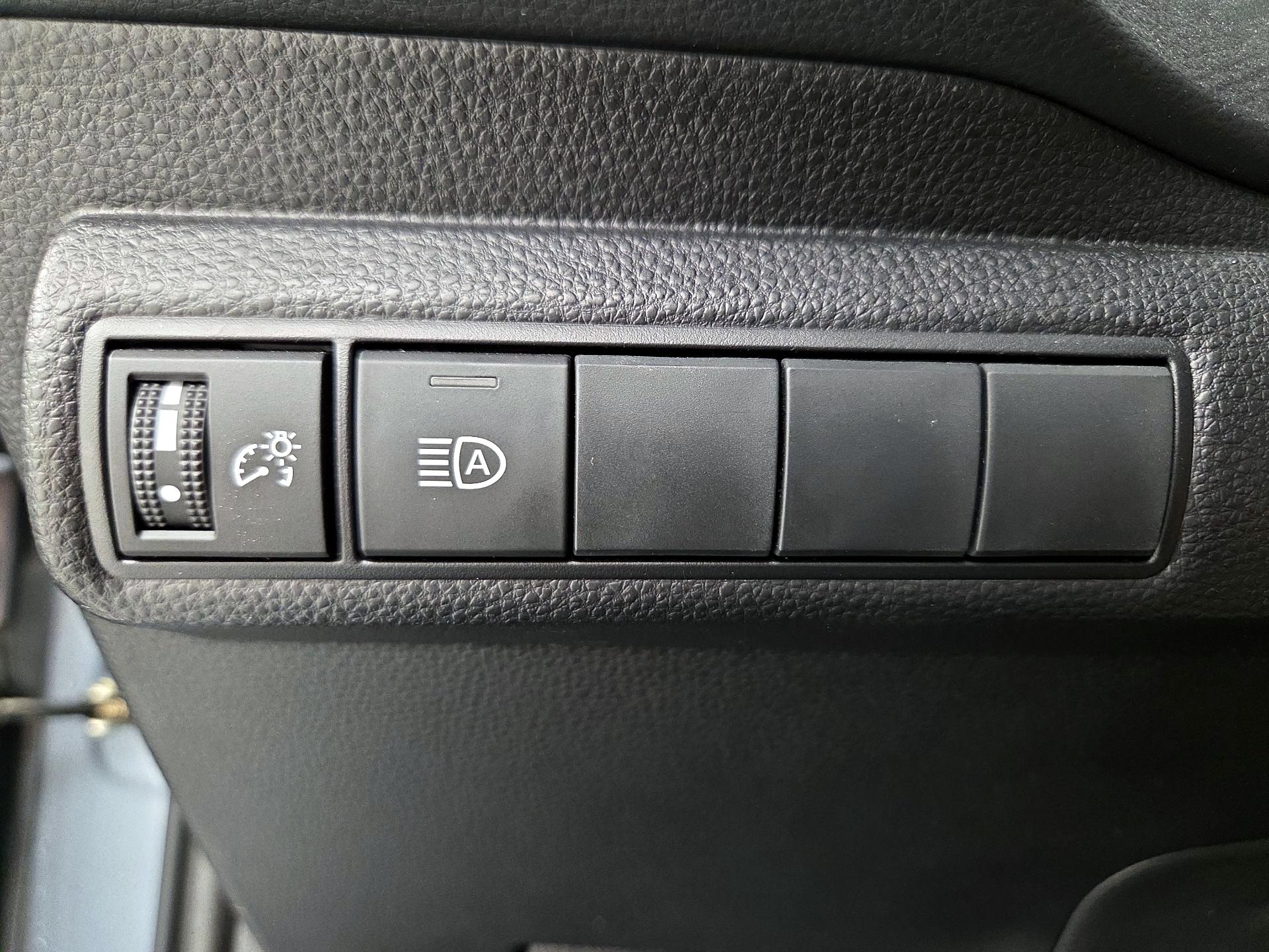 Thumbnail: 2022 Toyota Corolla - 13