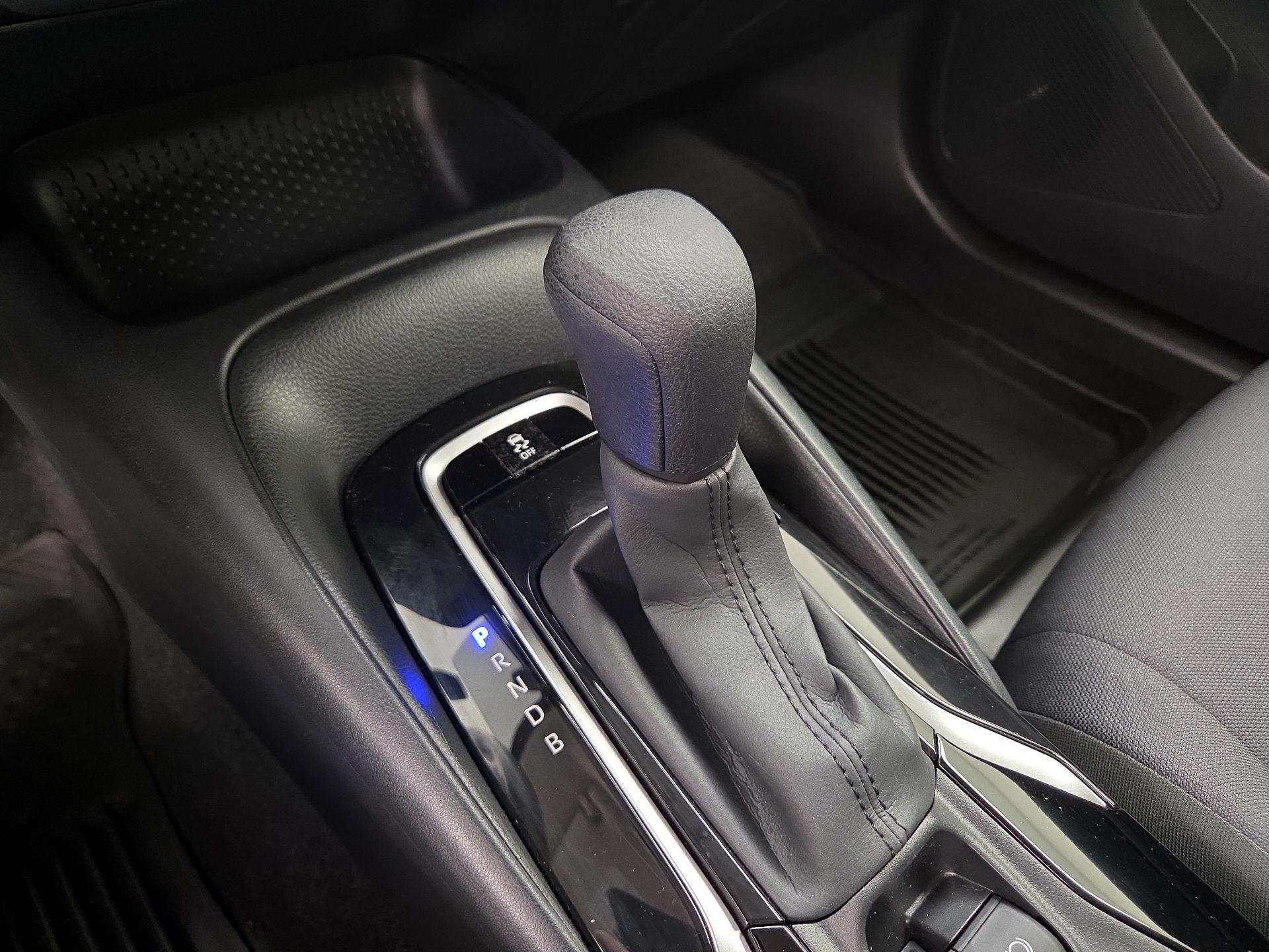 Thumbnail: 2022 Toyota Corolla - 18