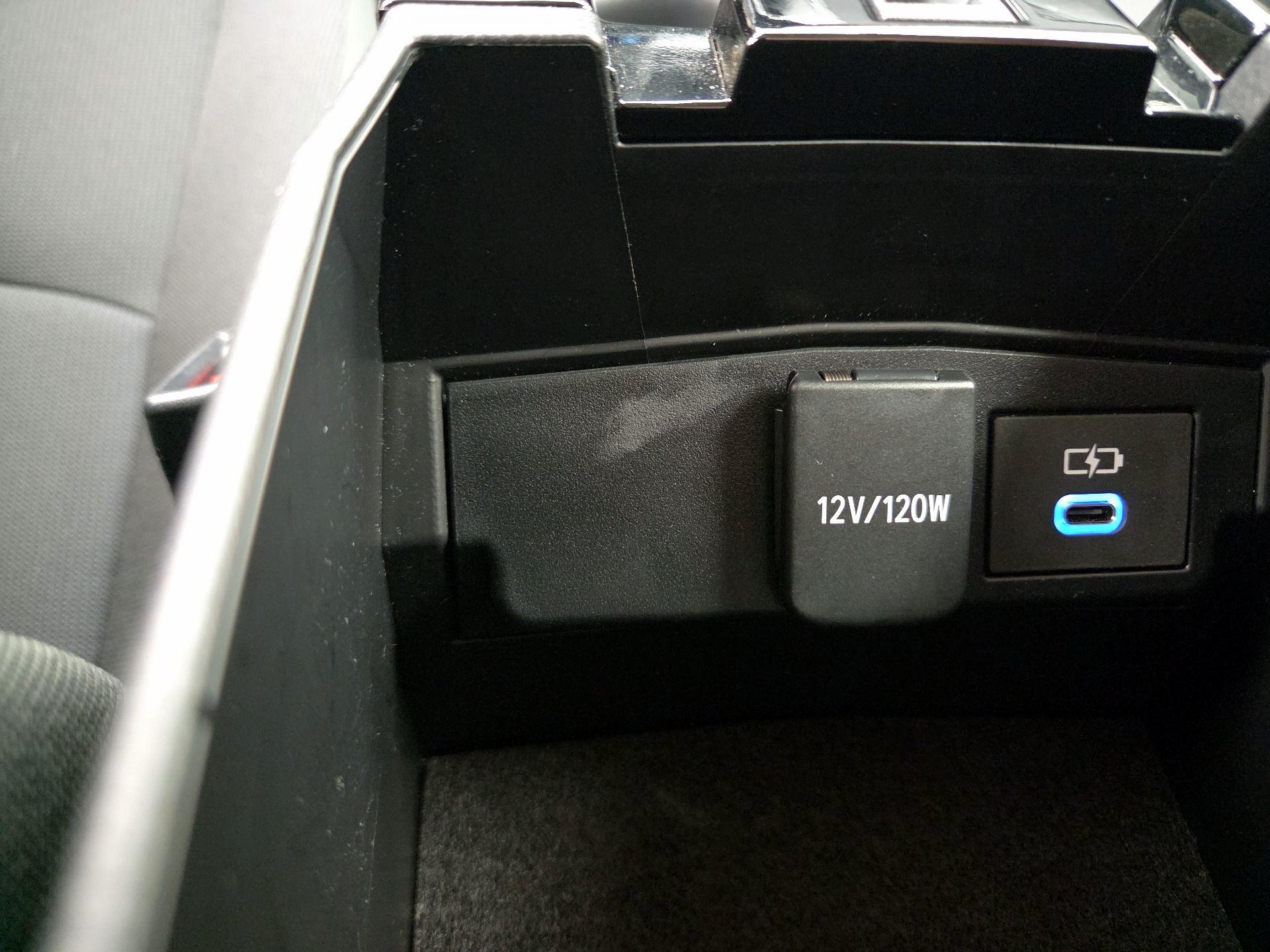 Thumbnail: 2022 Toyota Corolla - 19