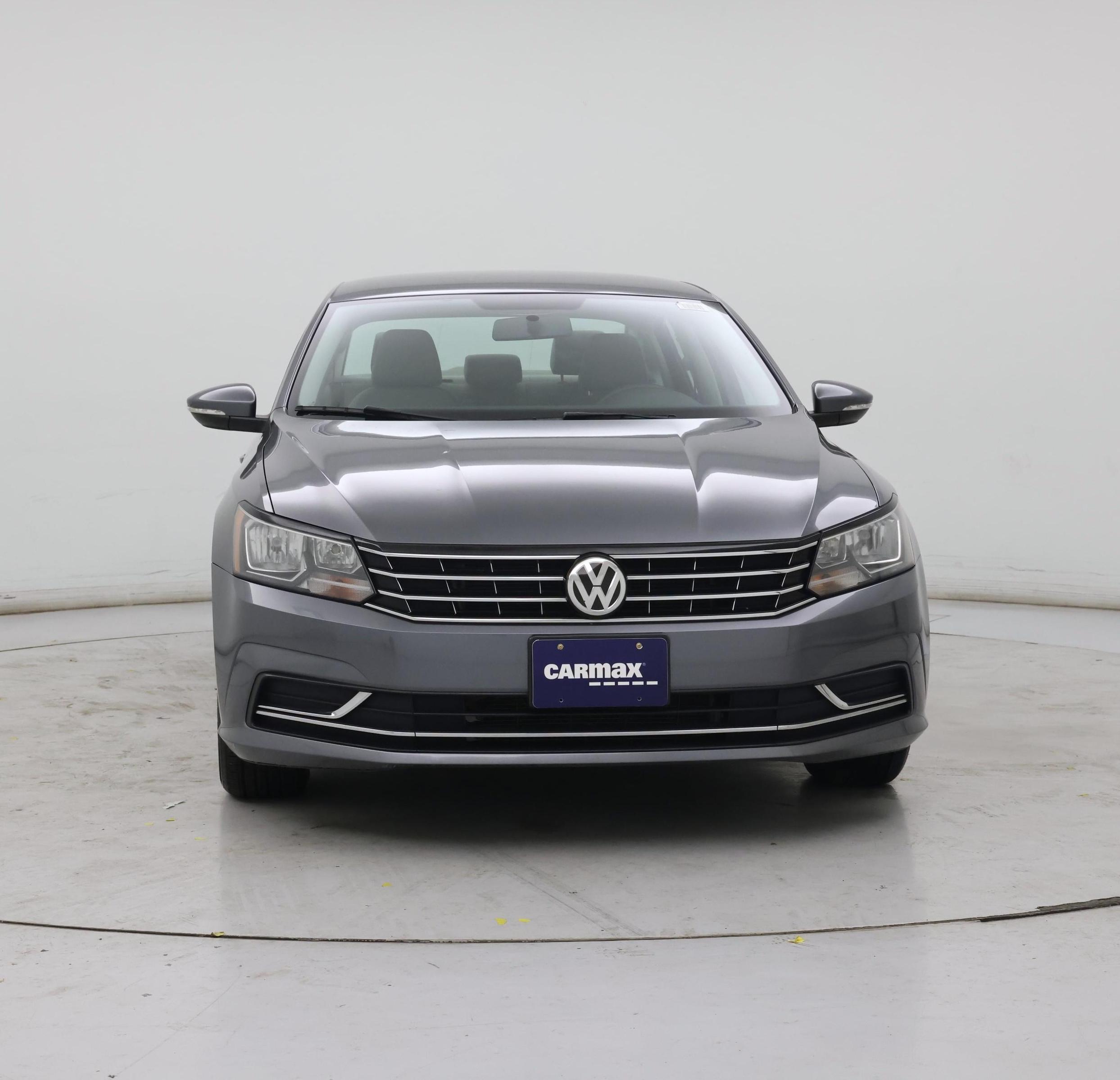 Thumbnail: 2018 Volkswagen Passat - 5