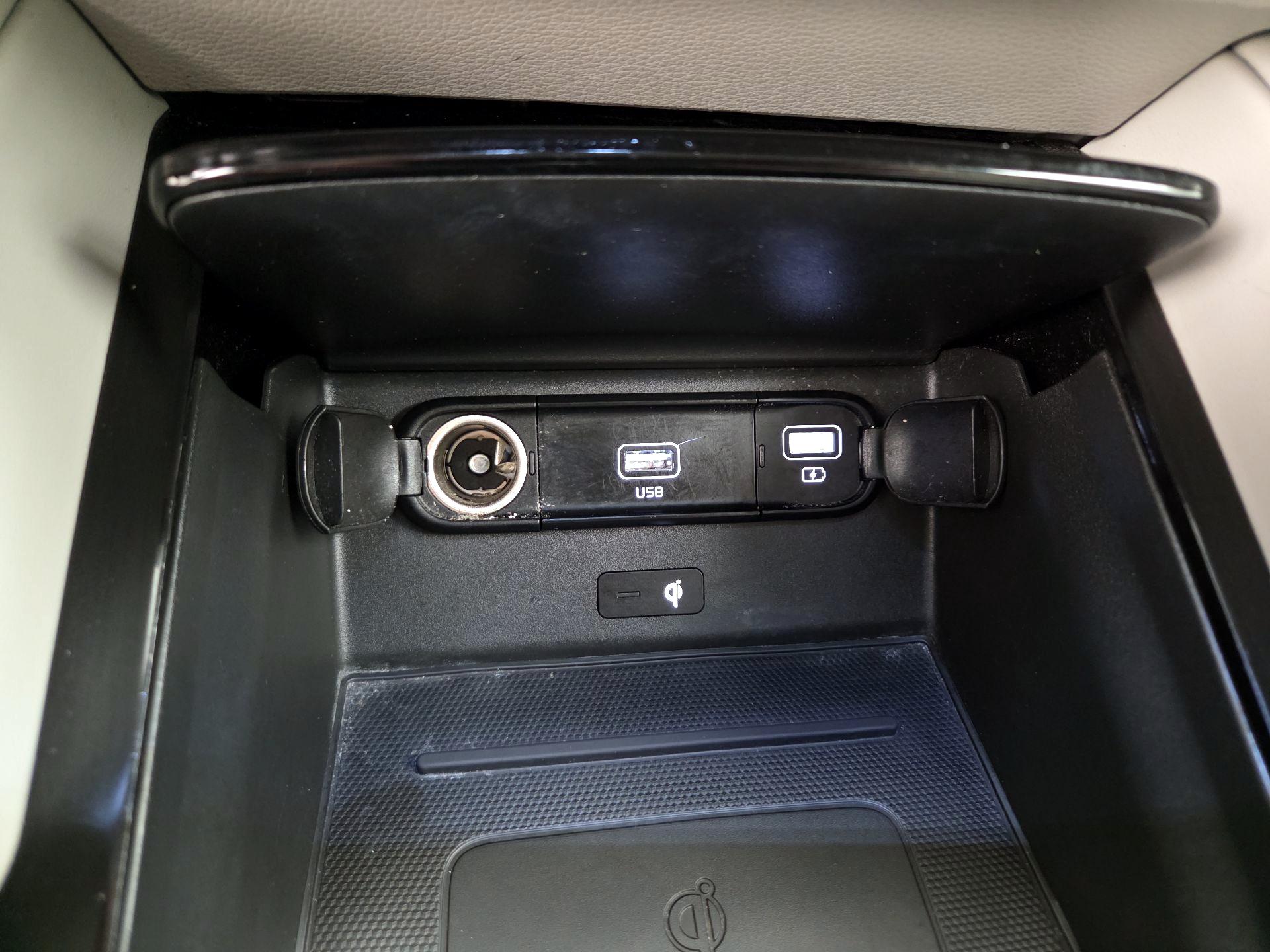 Thumbnail: 2021 Kia Telluride - 11