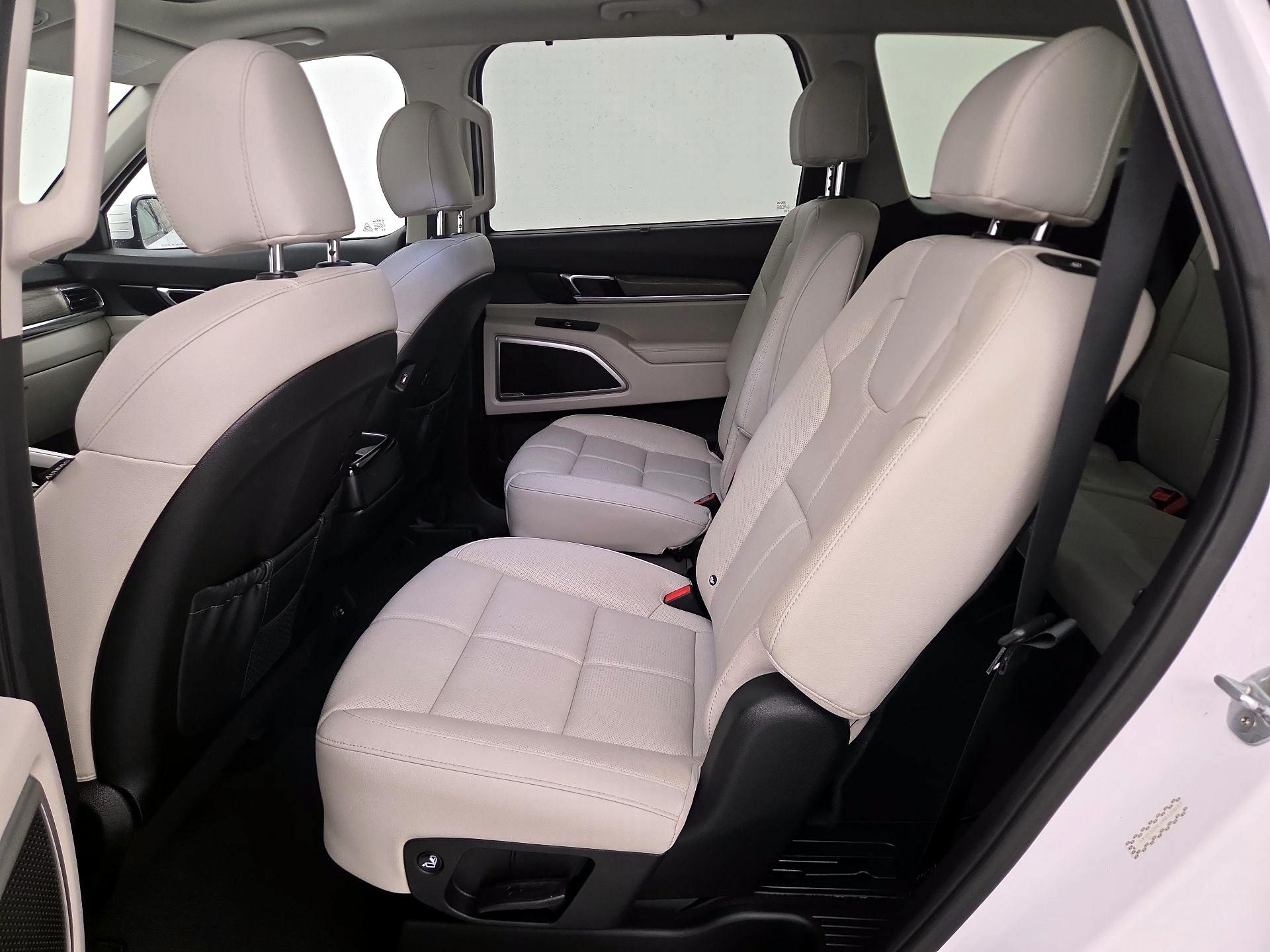 Thumbnail: 2021 Kia Telluride - 13