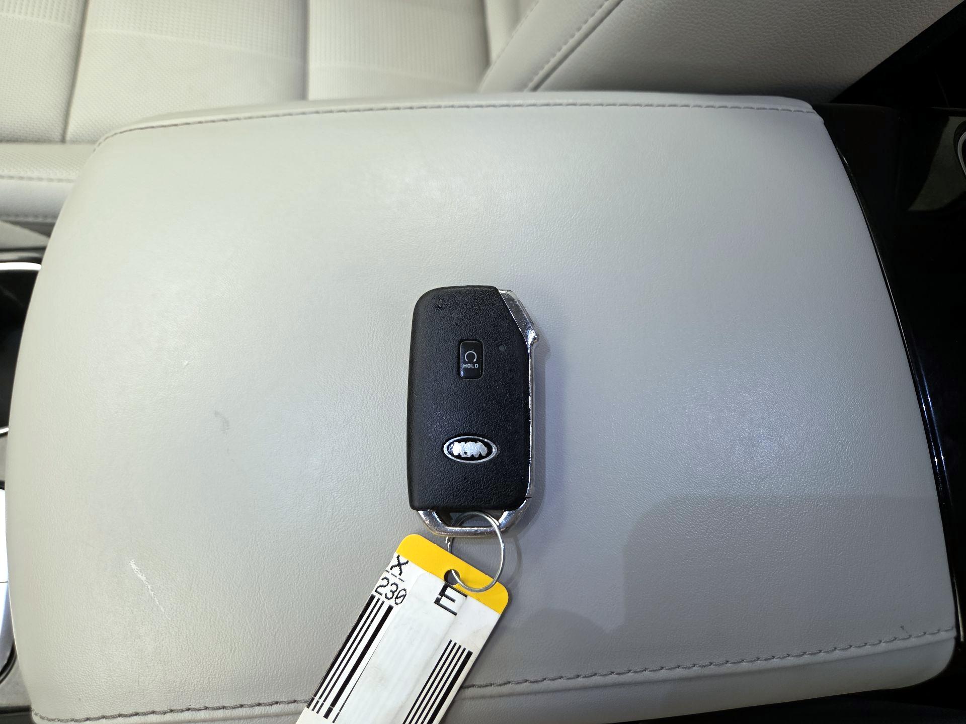 Thumbnail: 2021 Kia Telluride - 18