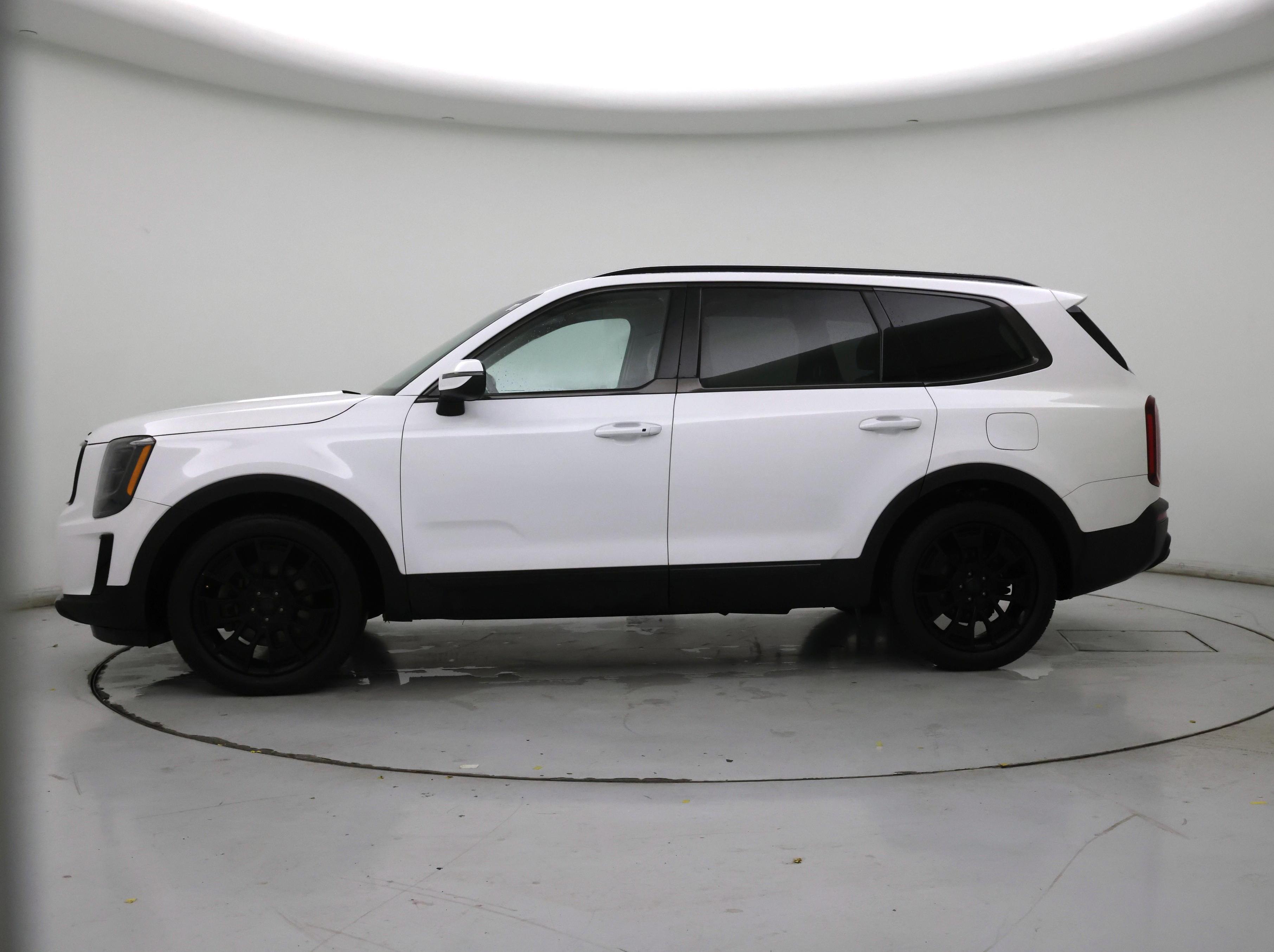 Thumbnail: 2021 Kia Telluride - 3