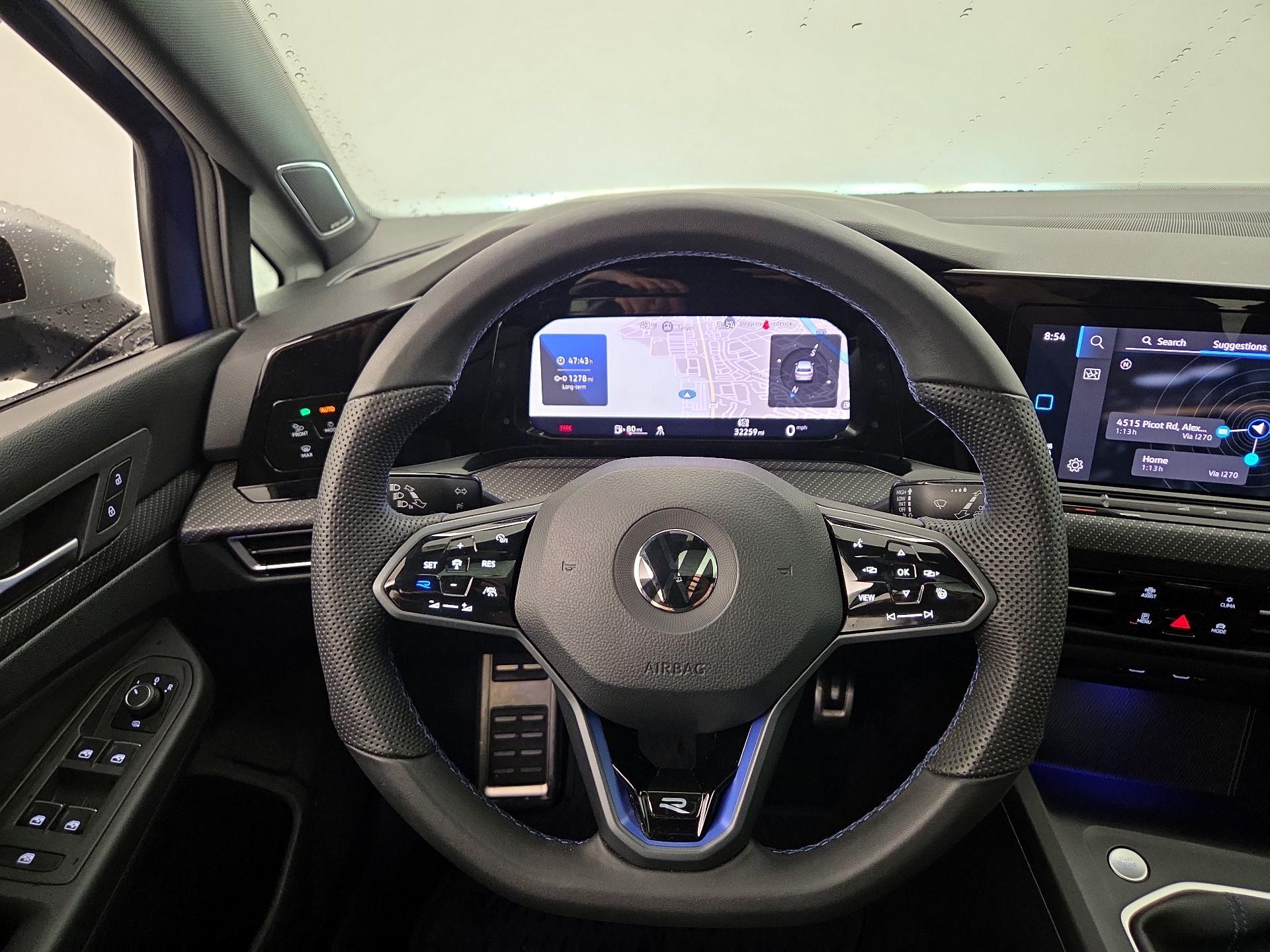 Thumbnail: 2022 Volkswagen Golf - 10