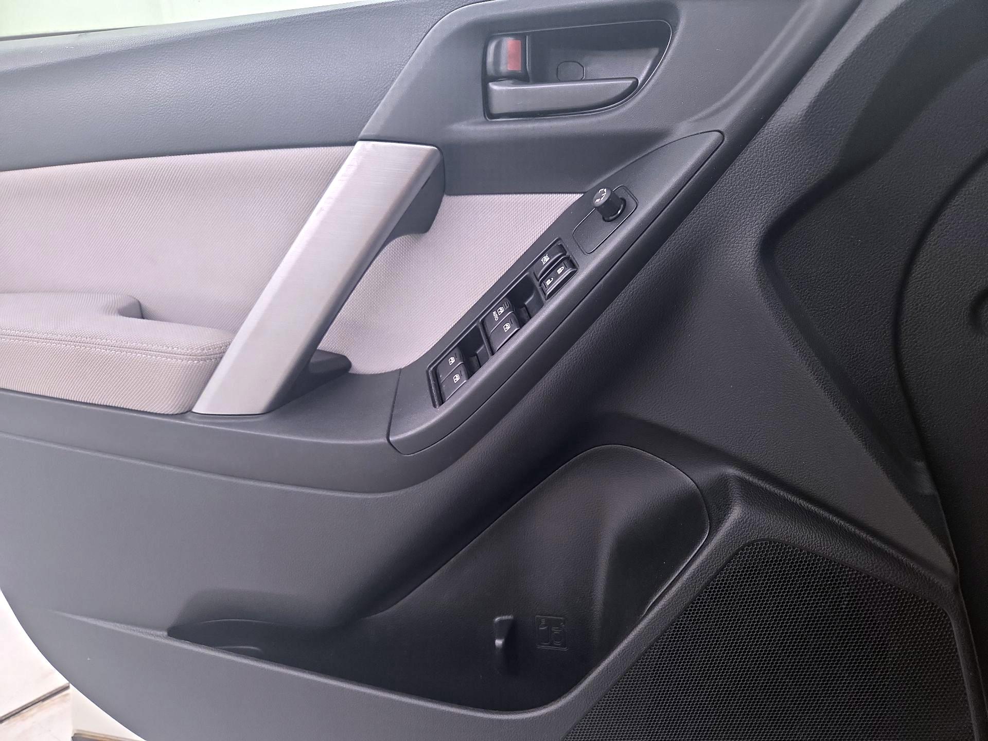 Thumbnail: 2014 Subaru Forester - 12