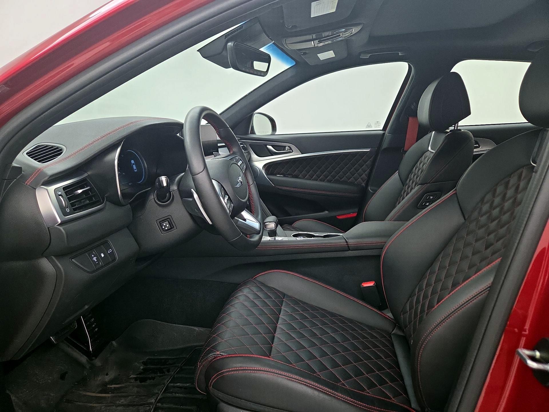 Thumbnail: 2022 Genesis G70 - 11