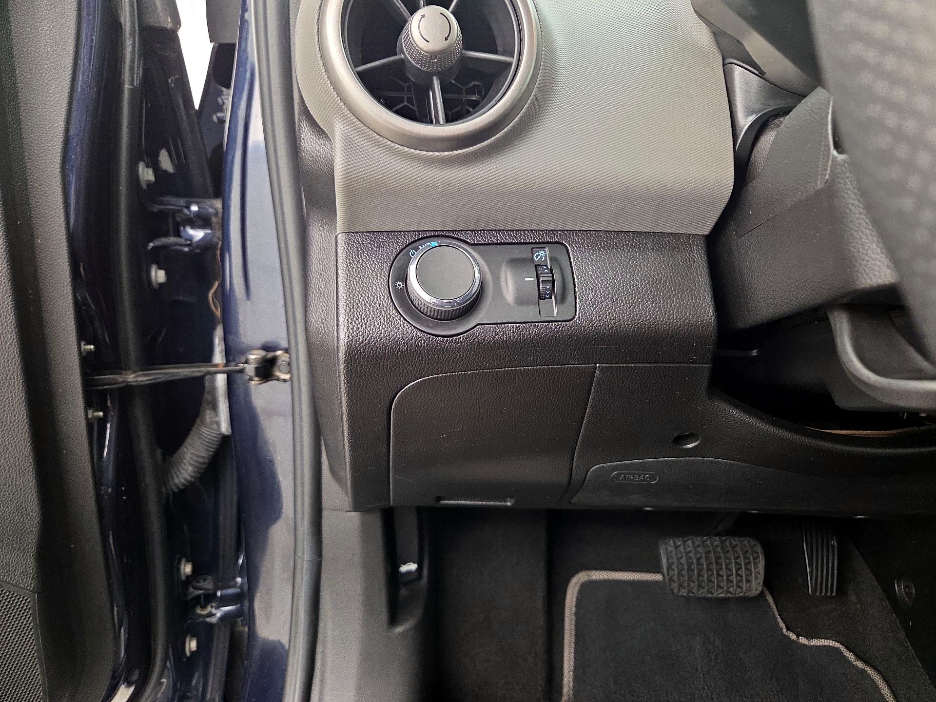 Thumbnail: 2016 Chevrolet Sonic - 13