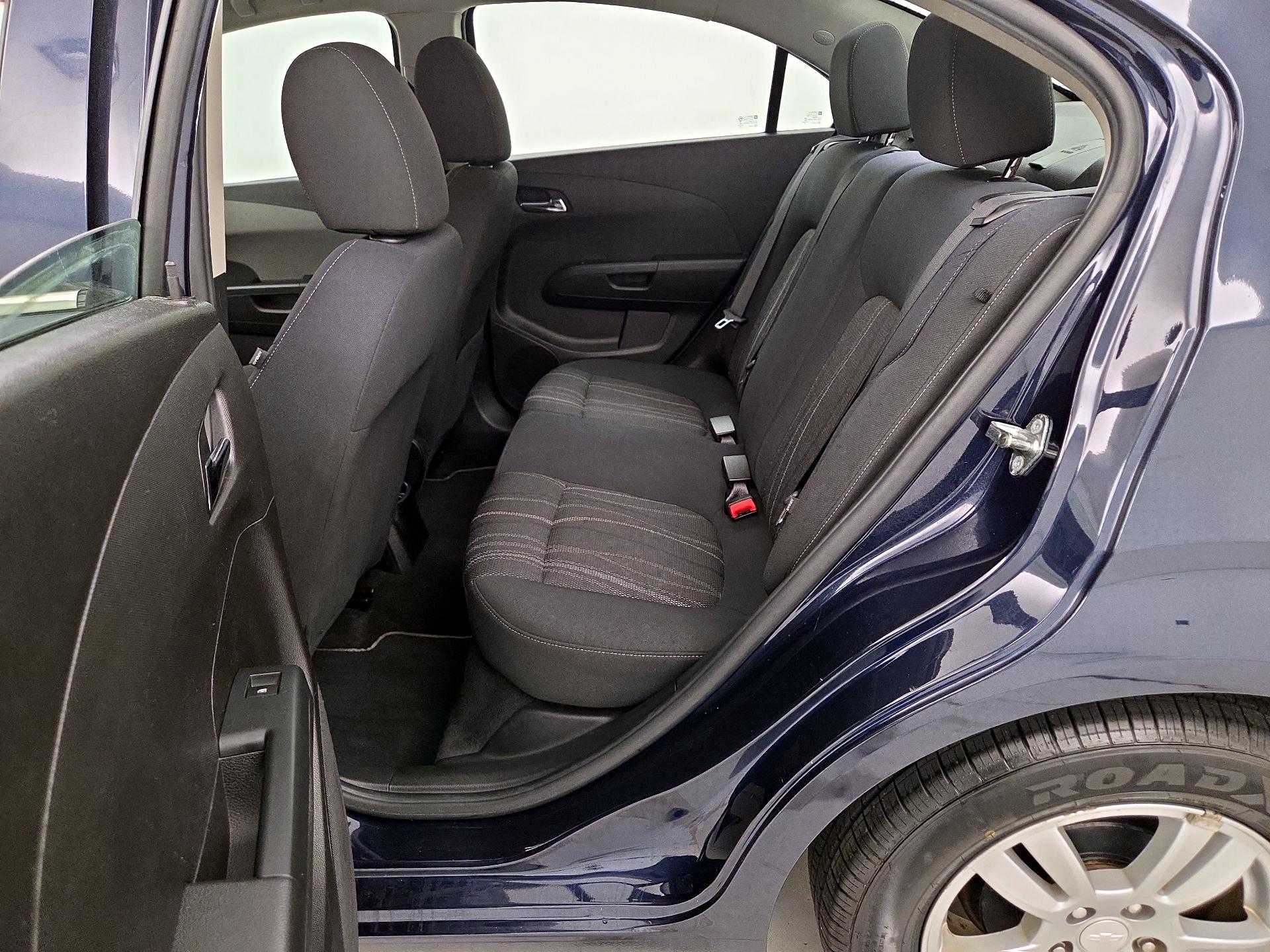 Thumbnail: 2016 Chevrolet Sonic - 18