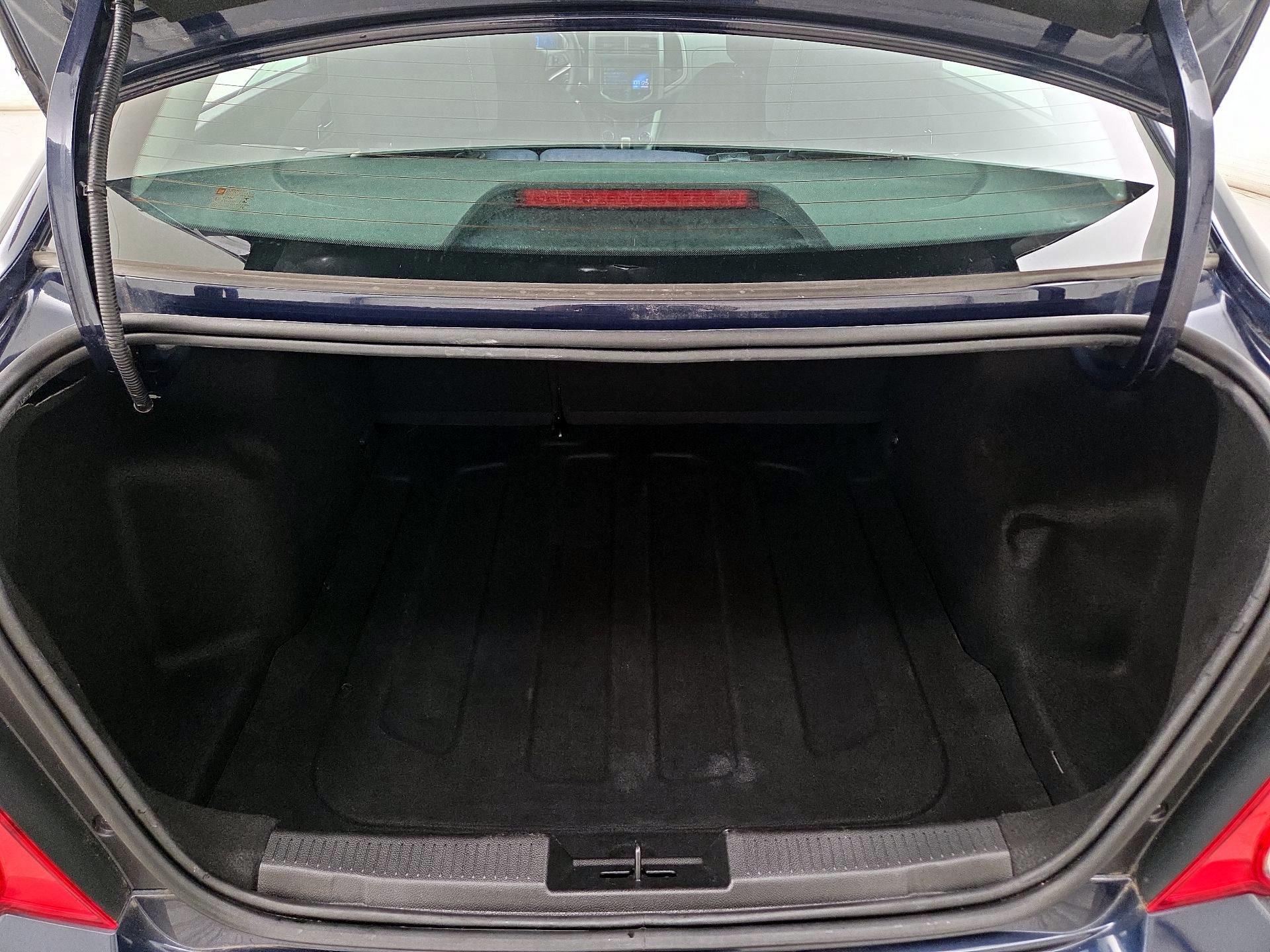 Thumbnail: 2016 Chevrolet Sonic - 19