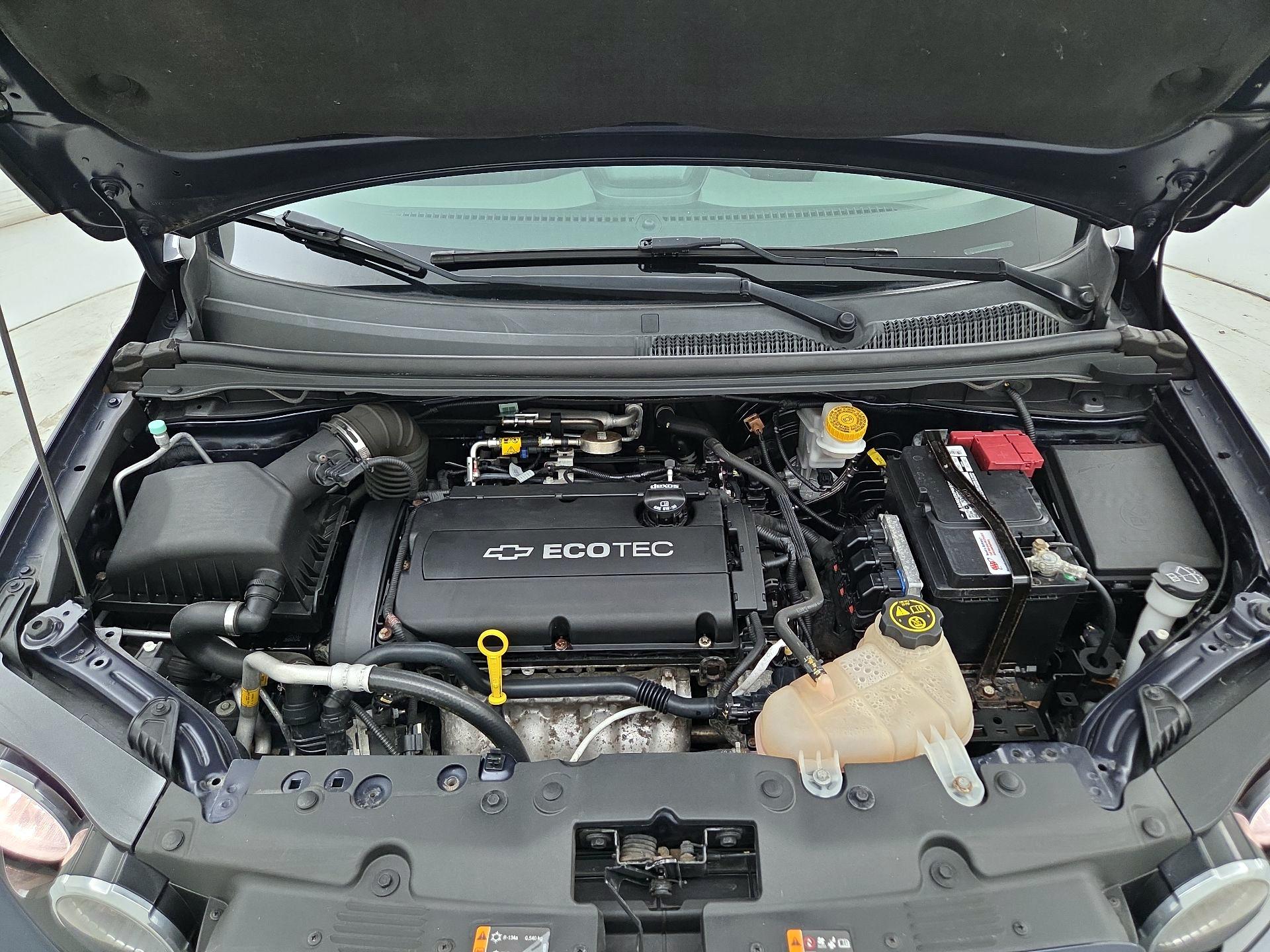 Thumbnail: 2016 Chevrolet Sonic - 20