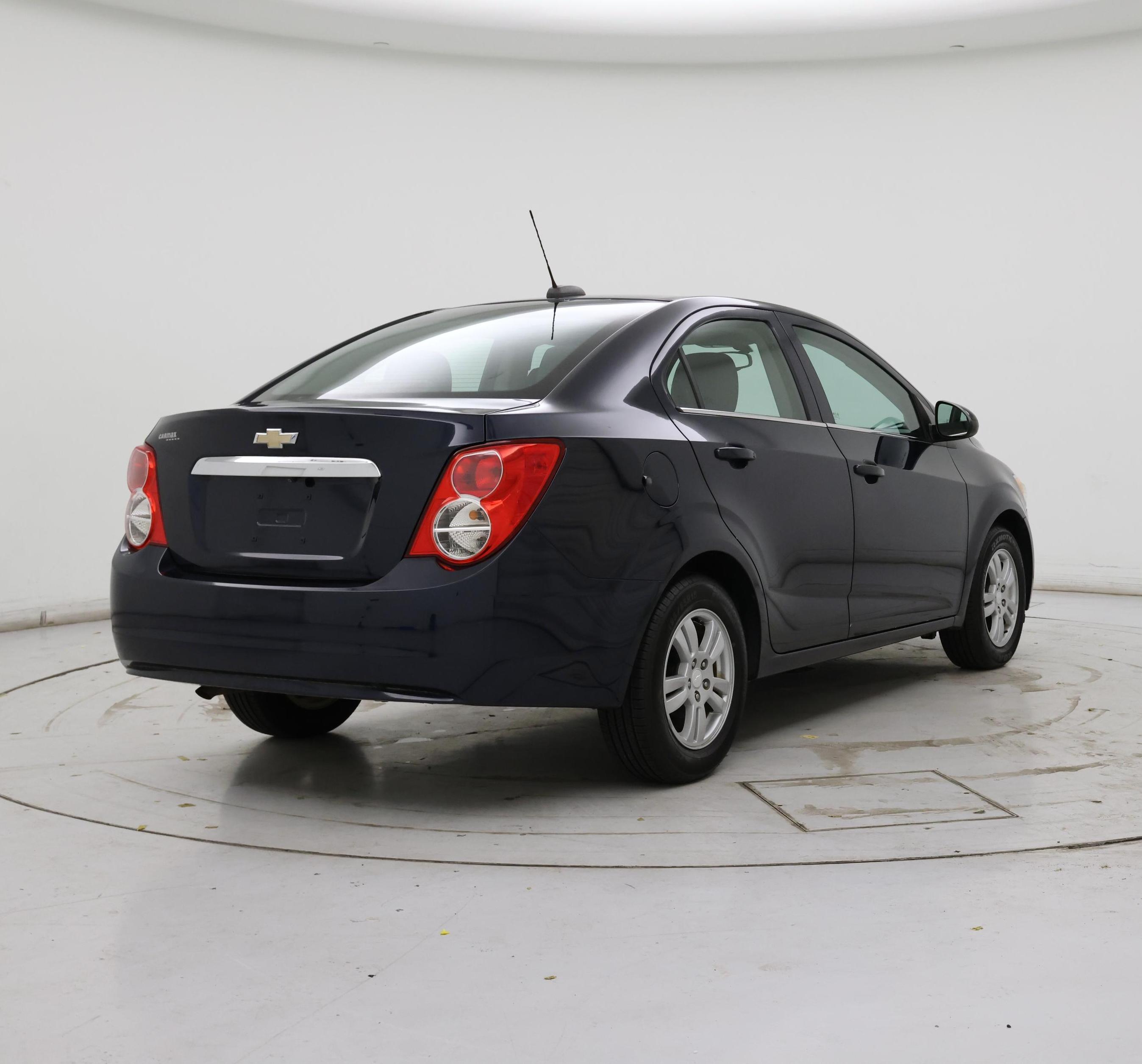 Thumbnail: 2016 Chevrolet Sonic - 8