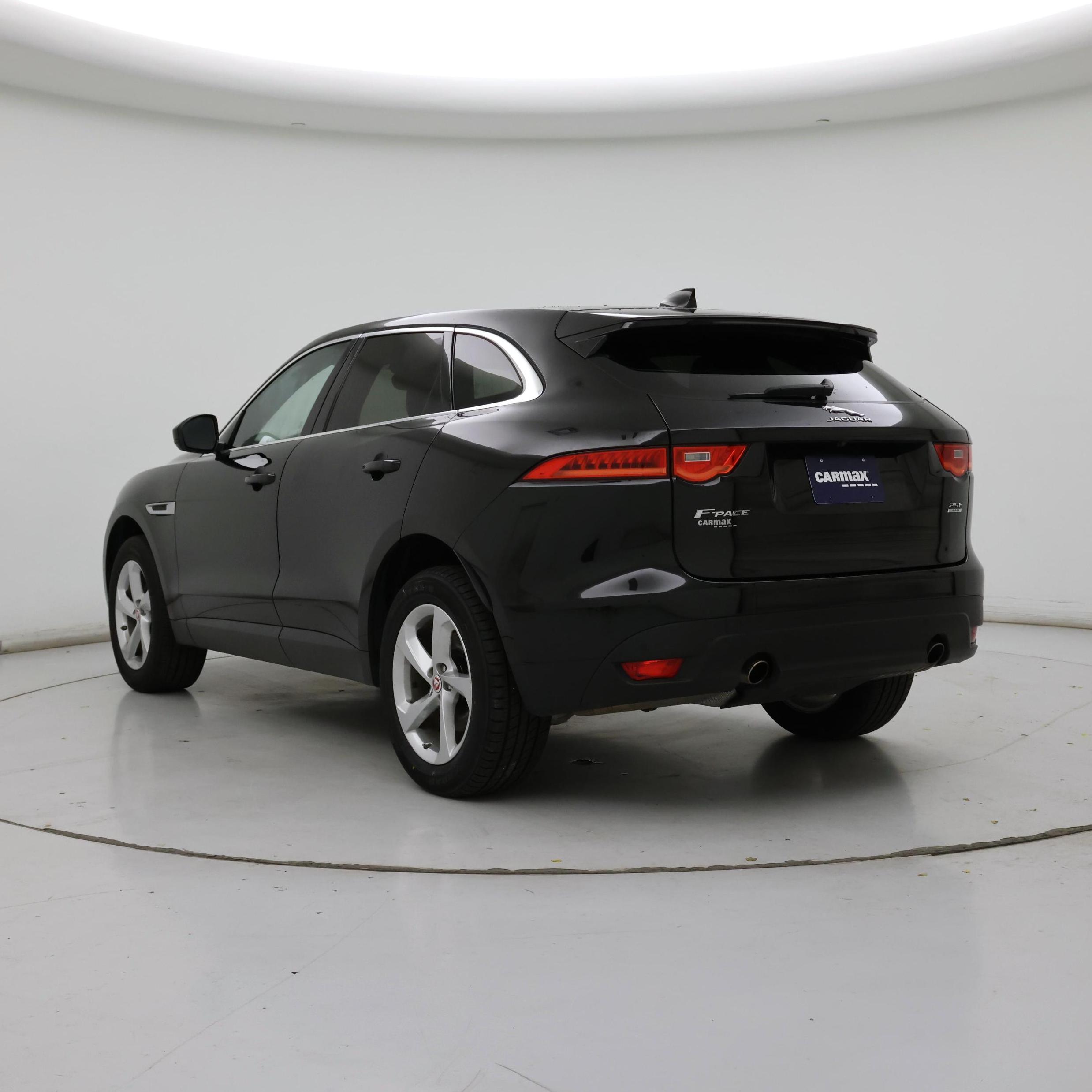 Thumbnail: 2020 Jaguar F-Pace - 2