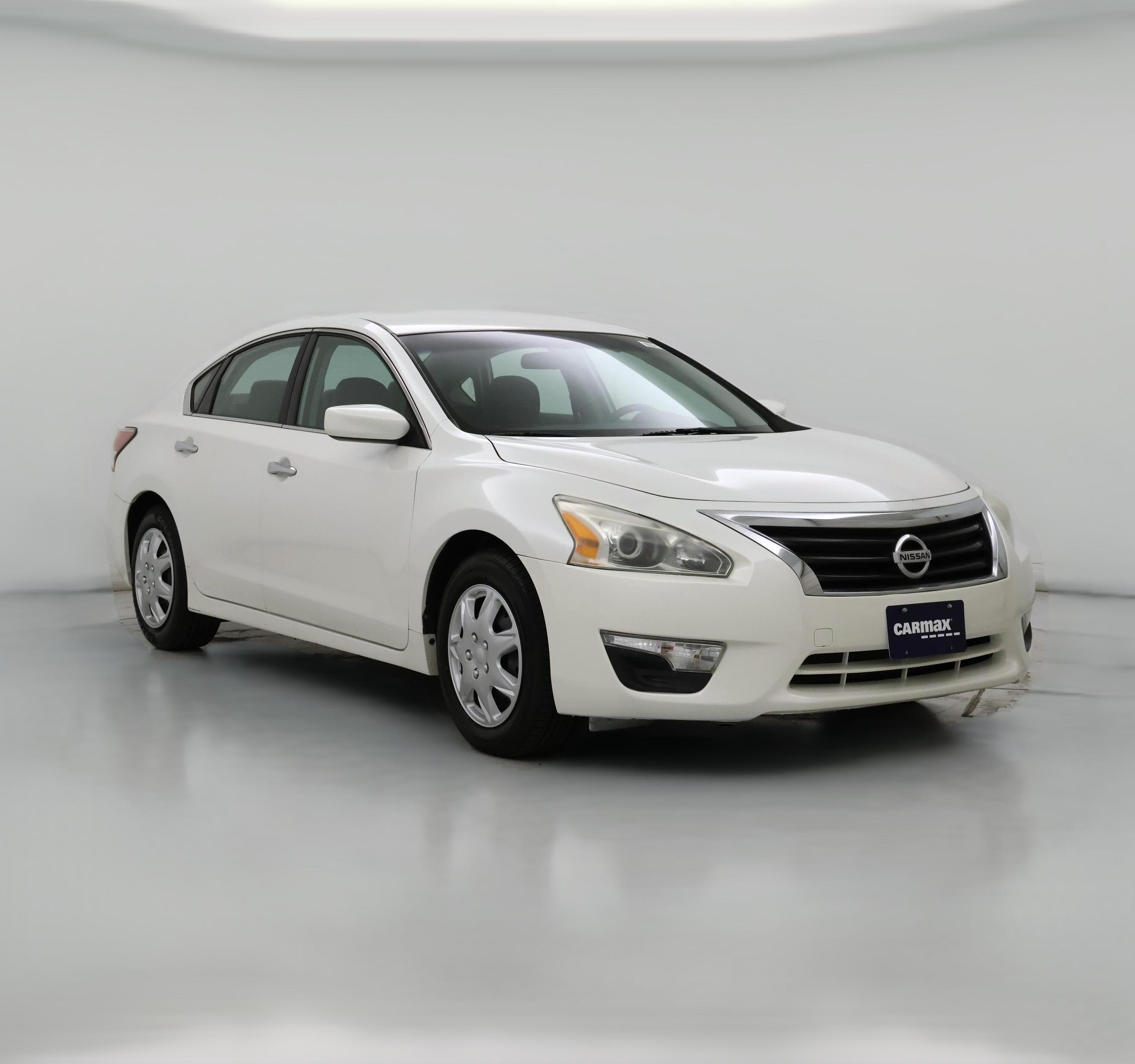 Thumbnail: 2014 Nissan Altima - 1