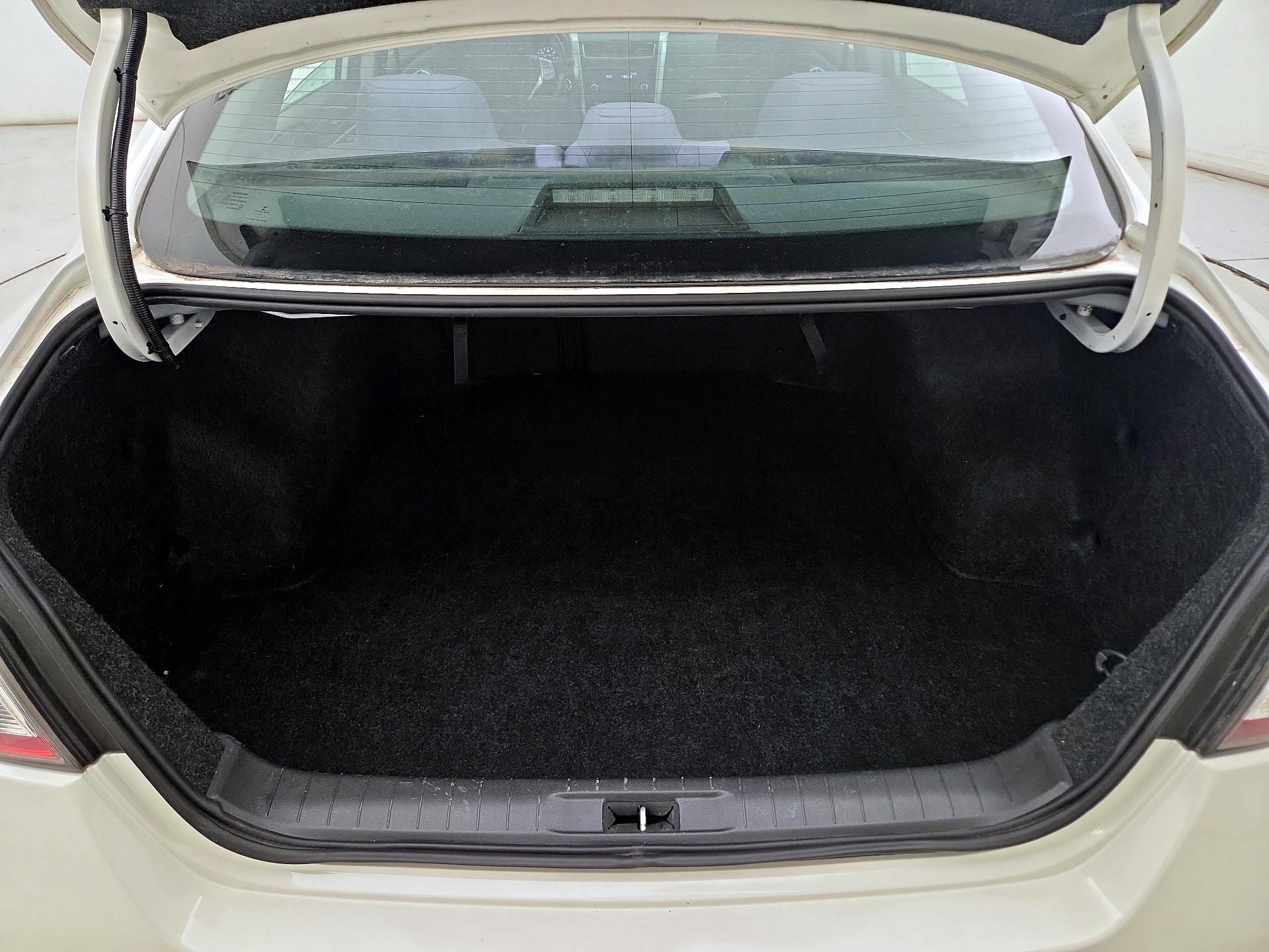 Thumbnail: 2014 Nissan Altima - 19