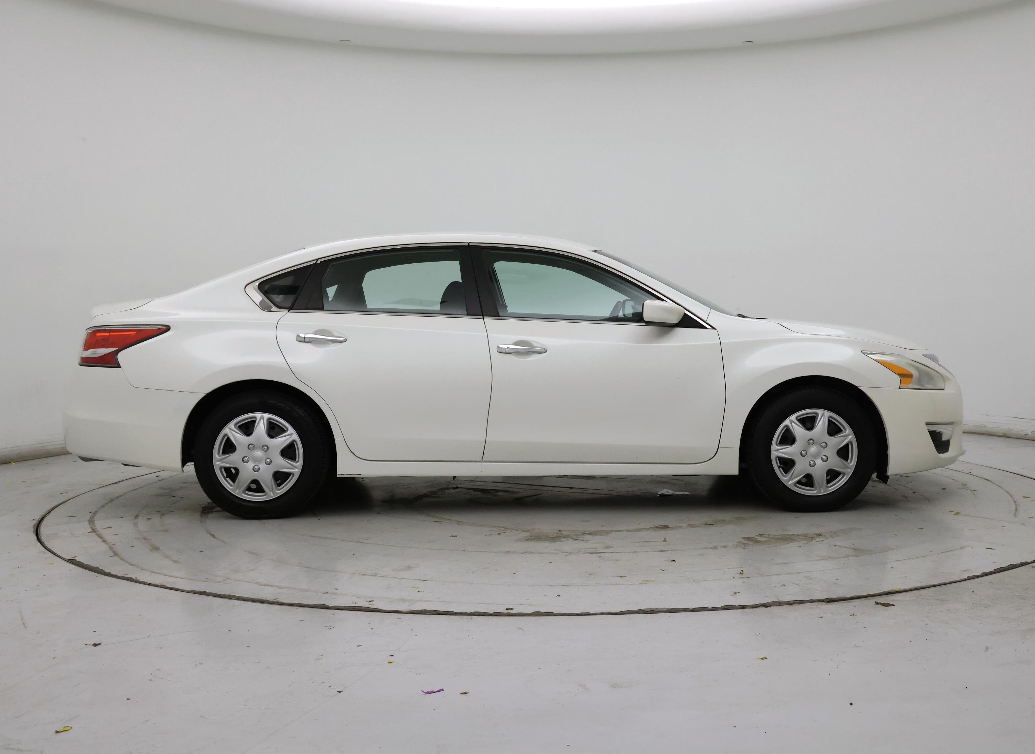 Thumbnail: 2014 Nissan Altima - 7