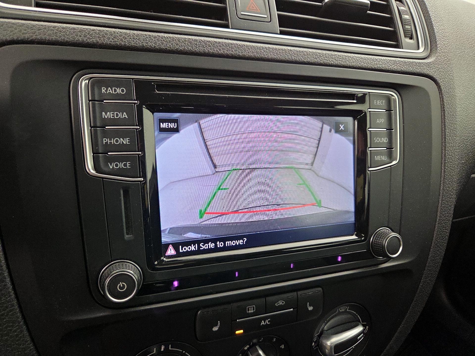 Thumbnail: 2018 Volkswagen Jetta - 14