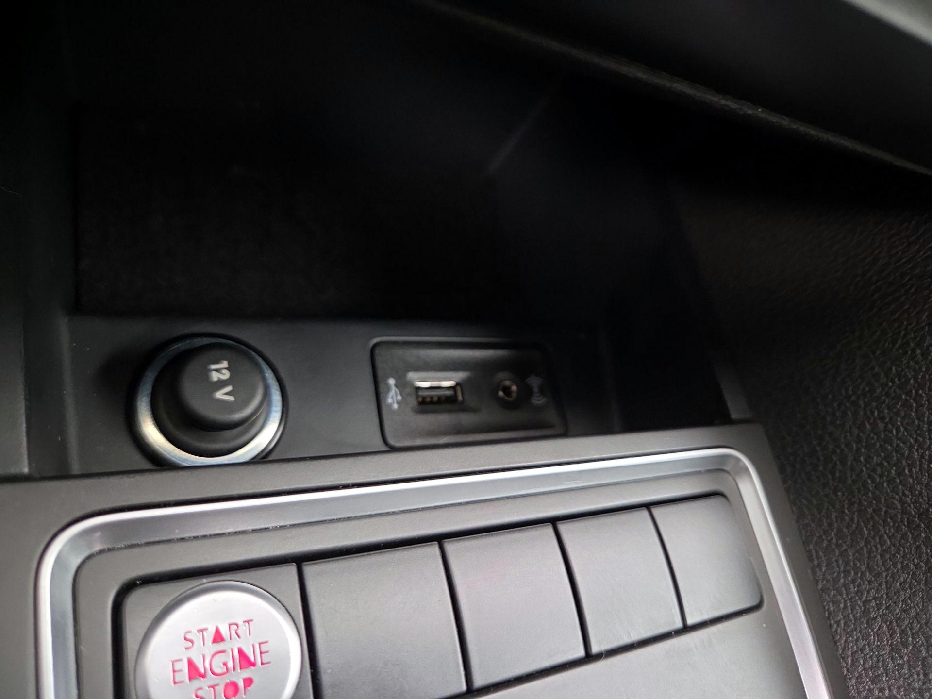 Thumbnail: 2018 Volkswagen Jetta - 18