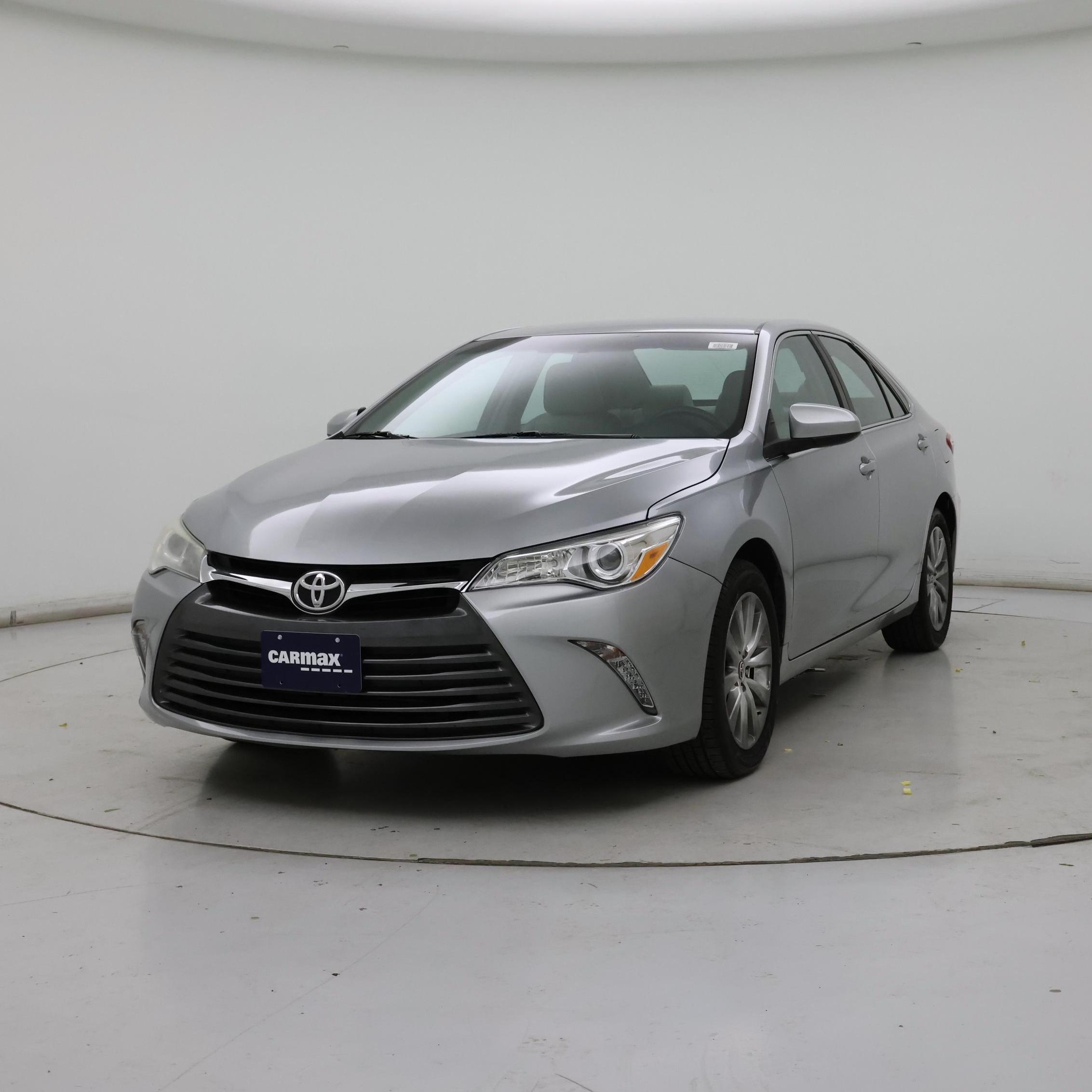 Thumbnail: 2016 Toyota Camry - 4