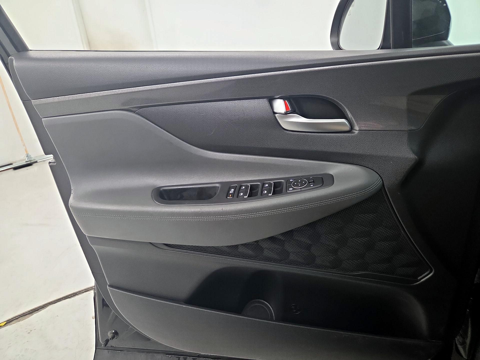 Thumbnail: 2023 Hyundai Santa Fe - 12