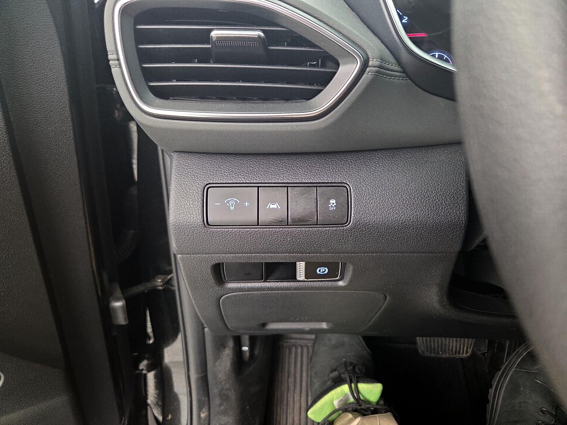 Thumbnail: 2023 Hyundai Santa Fe - 13