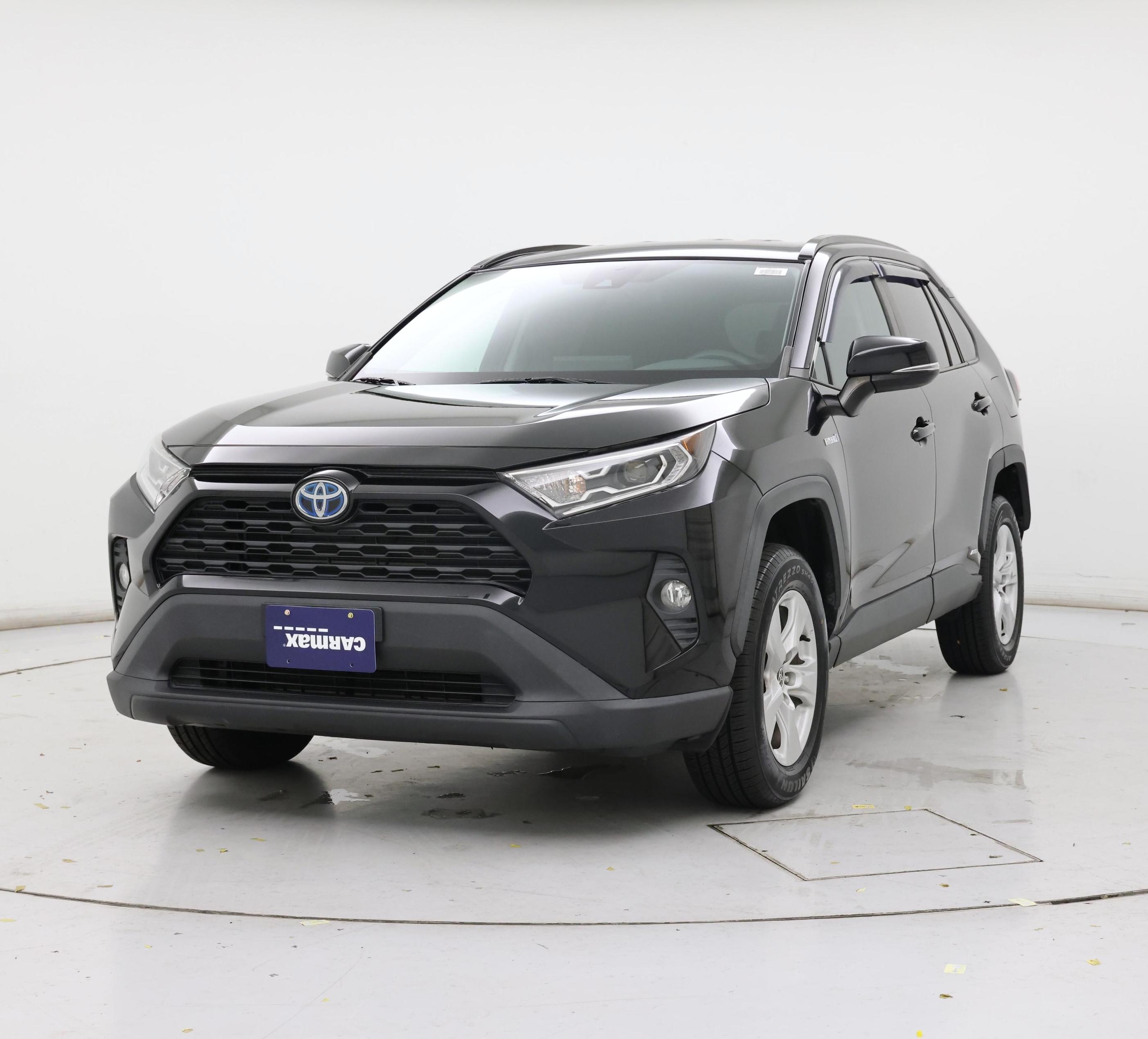 Thumbnail: 2021 Toyota RAV4 - 4